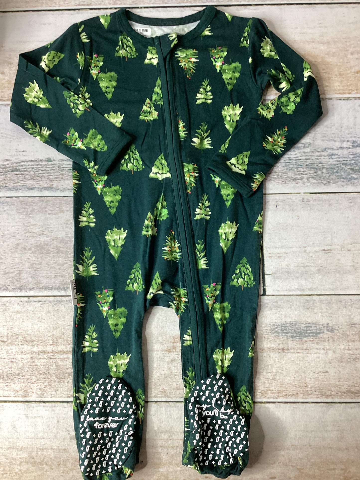 Joss and J Unisex light green | Forest Green Pajamas Size: 18 months light green | Forest Green