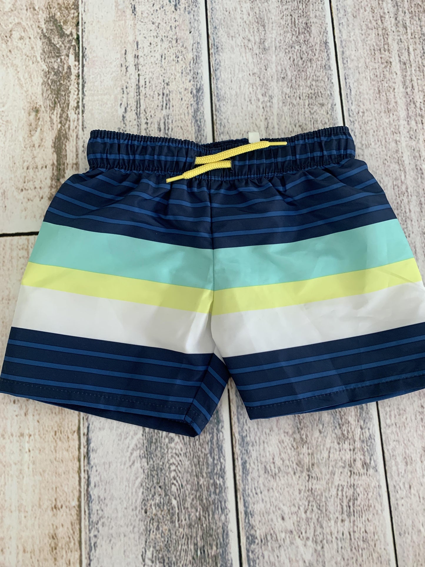 H&M Boys light green | Light Blue | Navy Blue | Stripe Trunks Size: 2T light green | Light Blue | Navy Blue | Stripe