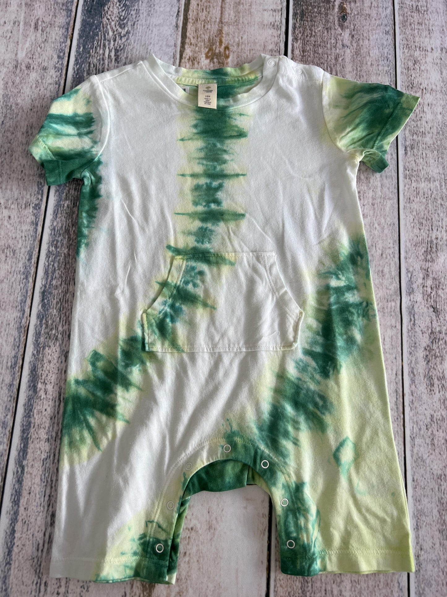 Tucker + Tate Boys light green | Tie Dye Romper Size: 18 months light green | Tie Dye