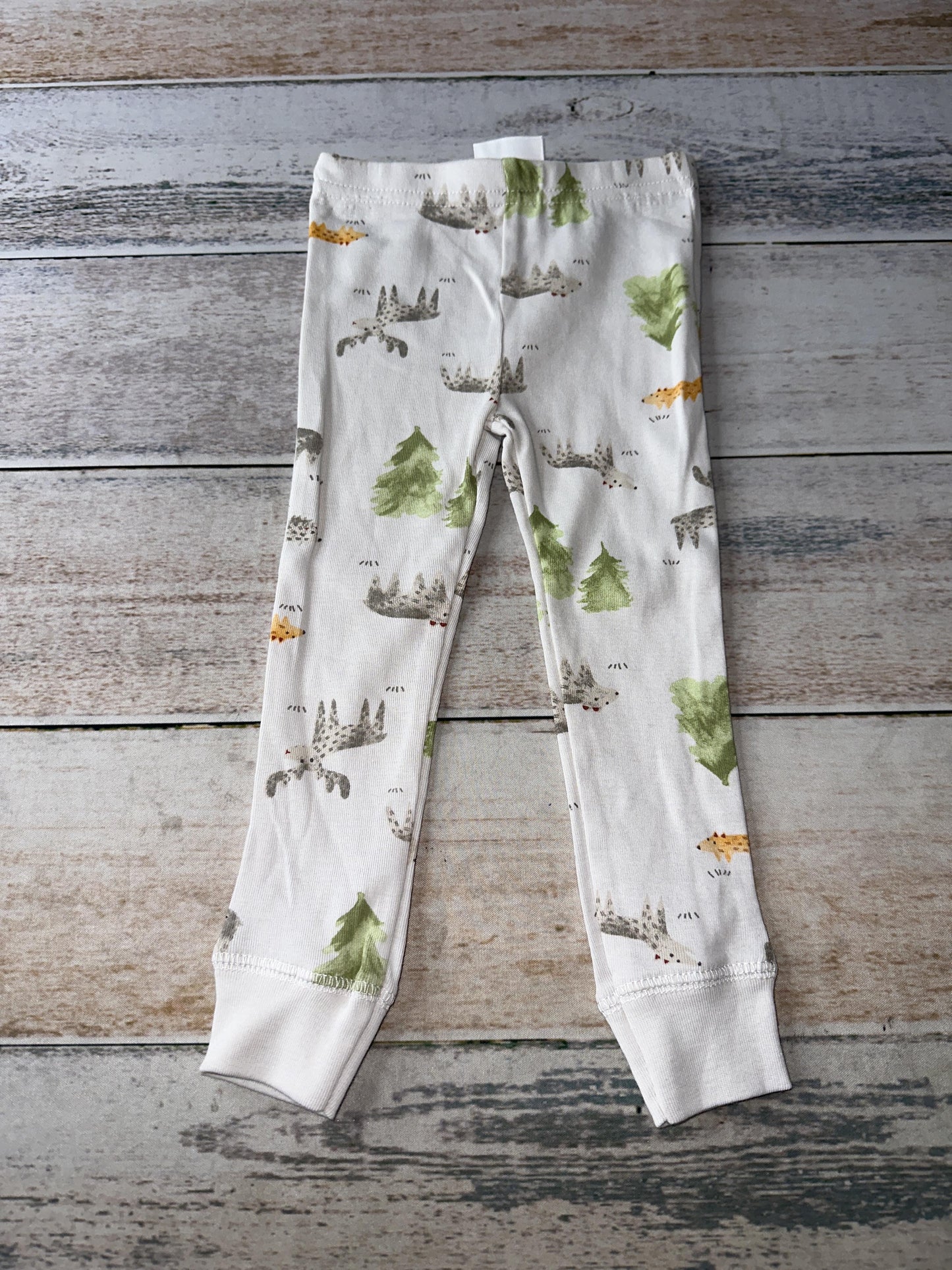 Tres Beau et Belle Unisex light green | White | Forest Green | Brown Pajamas Size: 18 months light green | White | Forest Green | Brown