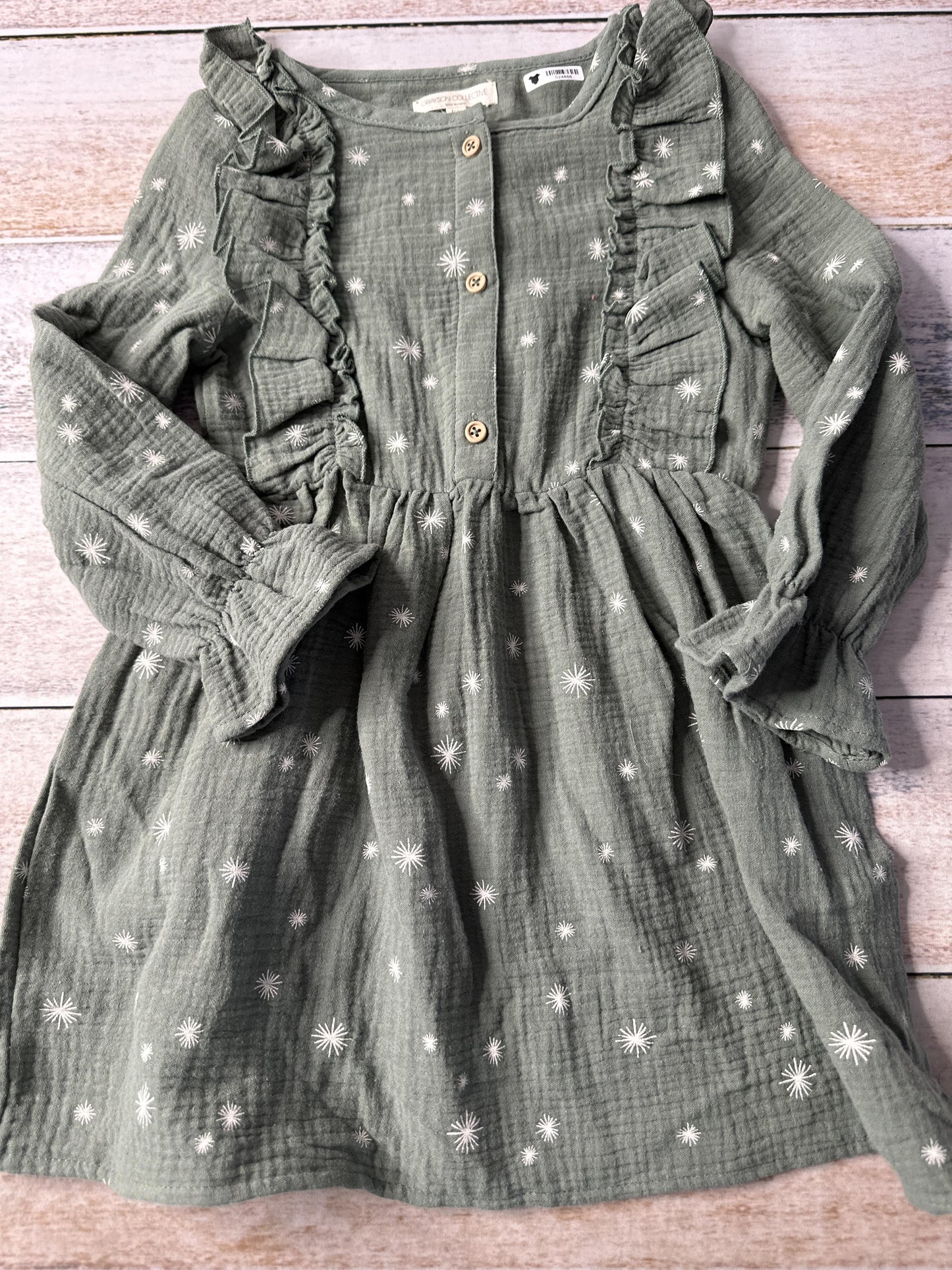Grayson Collective Girls light green Dress Size: 4T light green