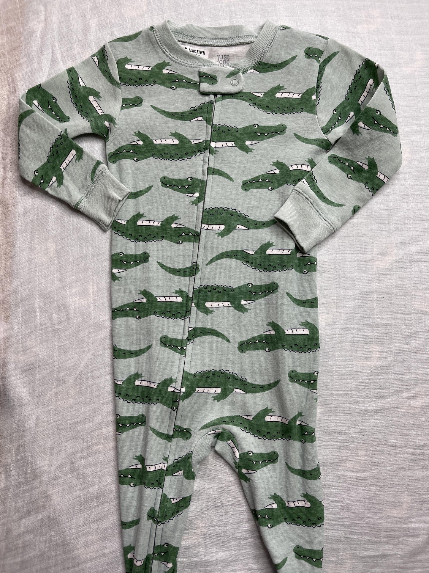 Carters Boys light green Pajamas Size: 12 months light green