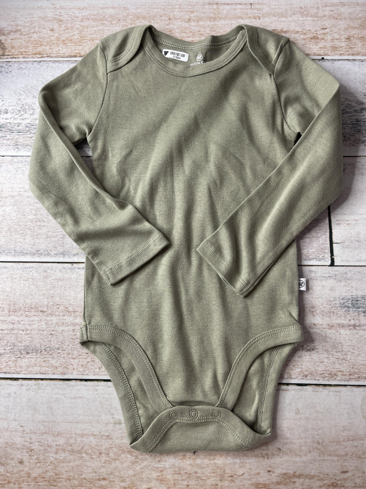 Honest Co Unisex light green Onesie Size: 18 months light green