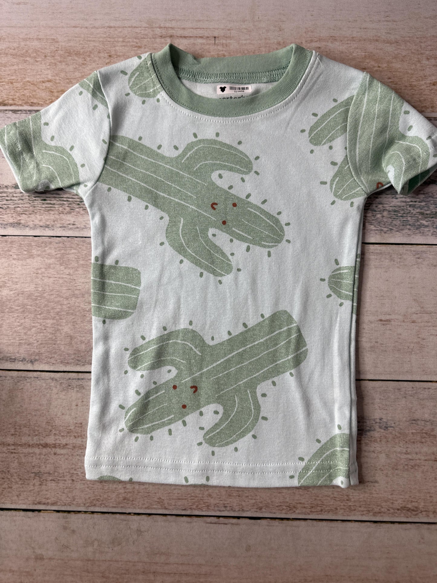Carters Unisex light green Pajamas Size: 2T light green