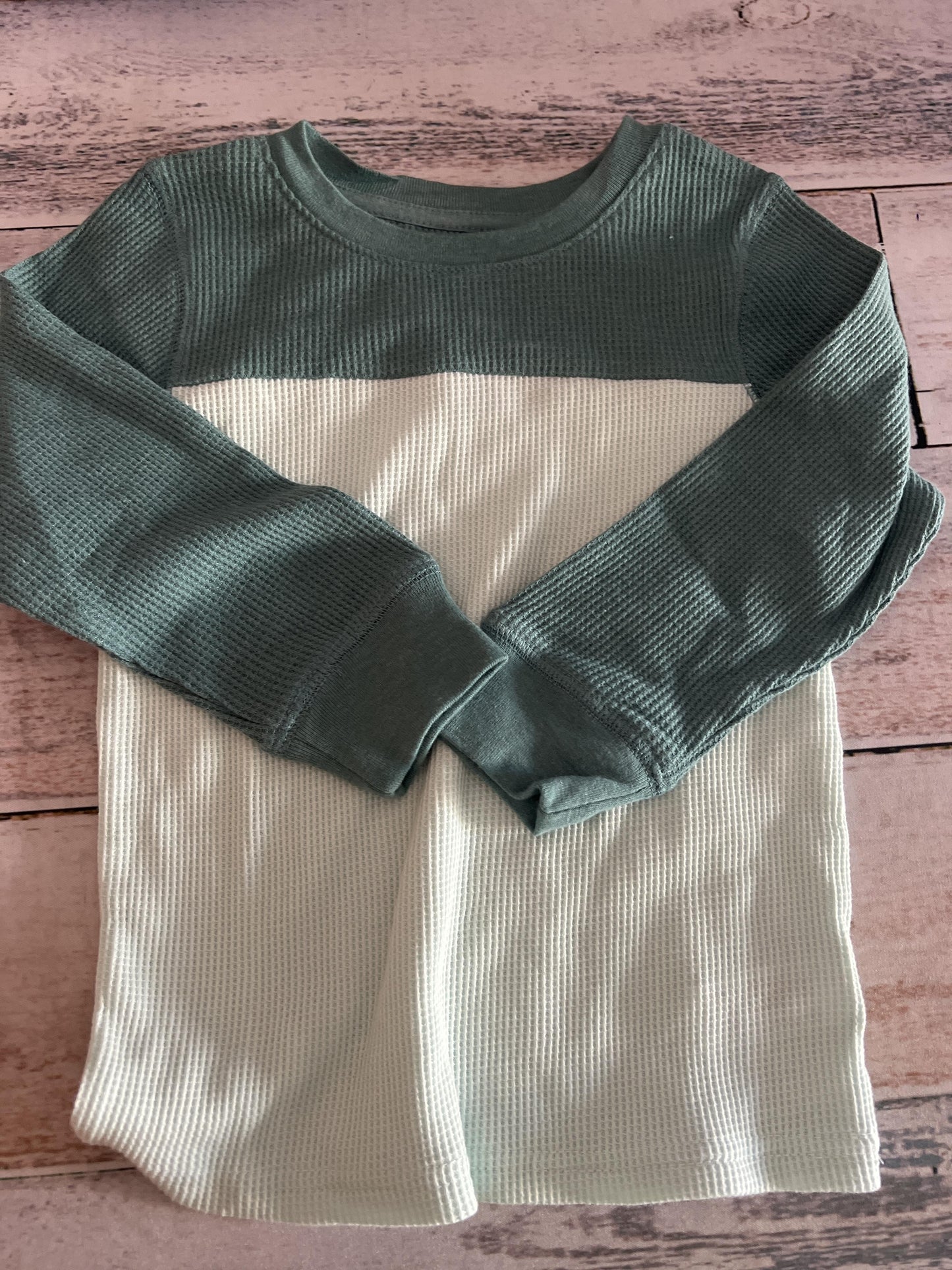 Cat & Jack Boys Mint | Forest Green Long Sleeve Shirt Size: 3T Mint | Forest Green