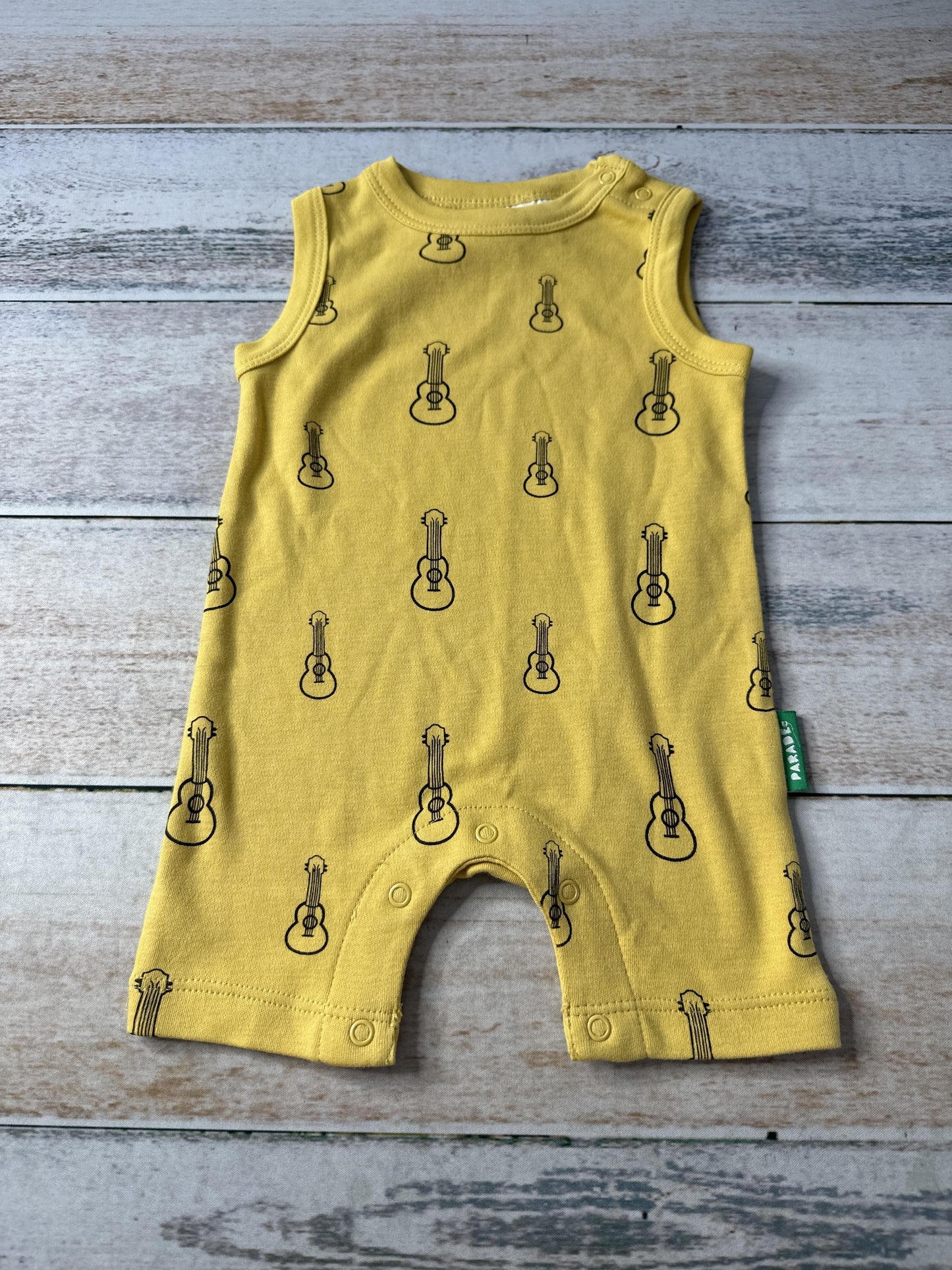 Parade Boys Mustard | guitars Romper Size: 3-6 months Mustard | guitars