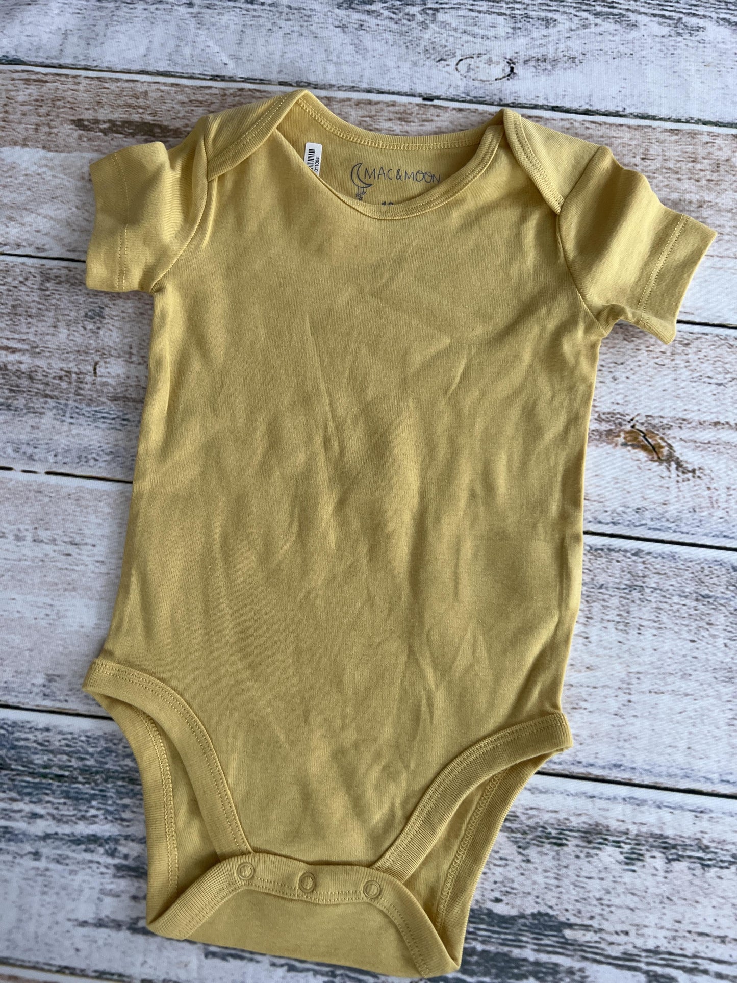 Mac and Moon Unisex Mustard Onesie Size: 18 months Mustard