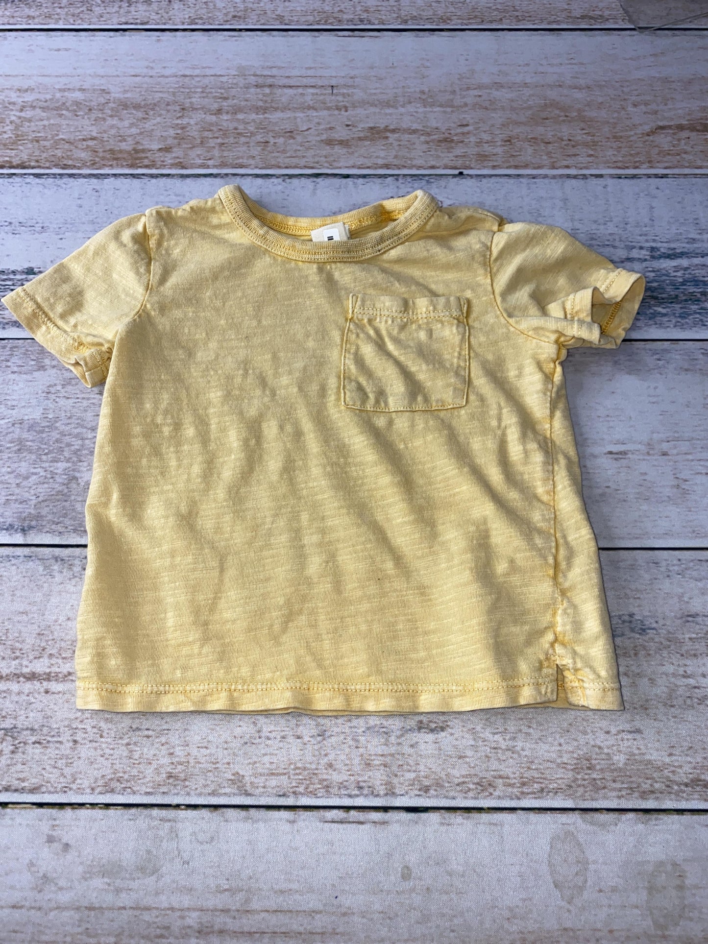 Tucker + Tate Boys Mustard T-Shirt Size: 12 months Mustard