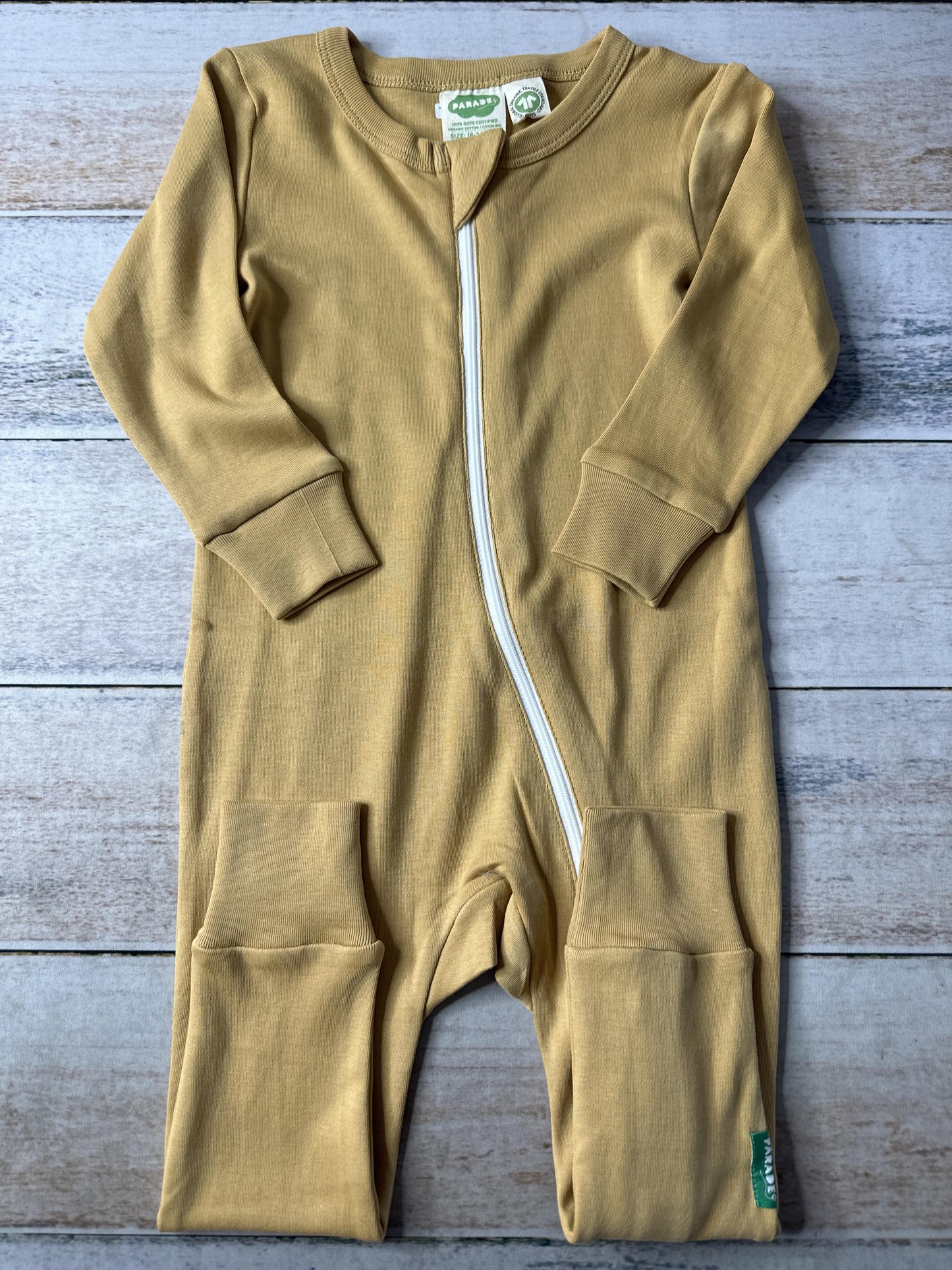 Parade Unisex Mustard Long Sleeve Outfit Size: 18-24 months Mustard