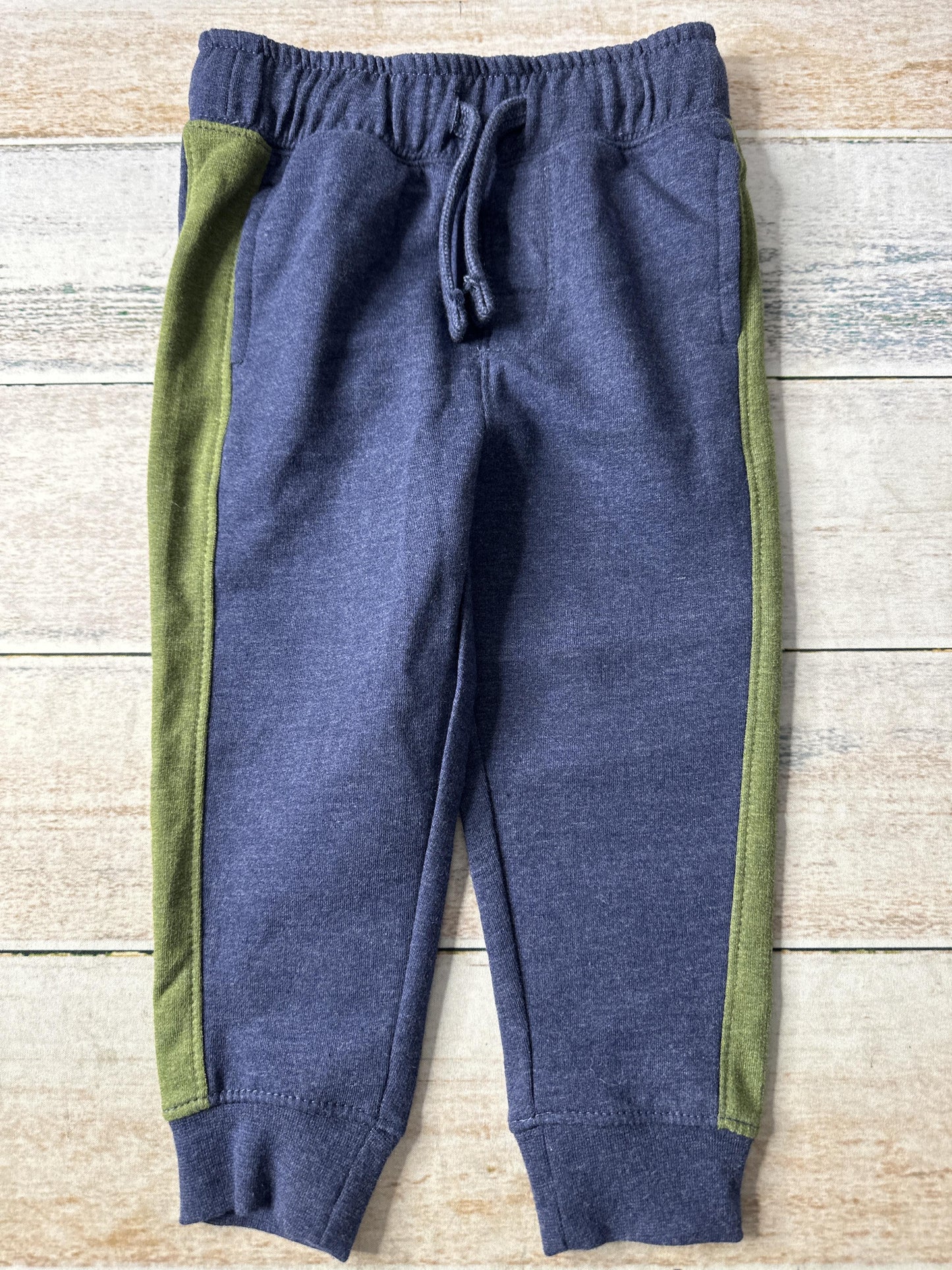 Cat & Jack Boys Navy Blue | Army Green Pants Size: 2T Navy Blue | Army Green