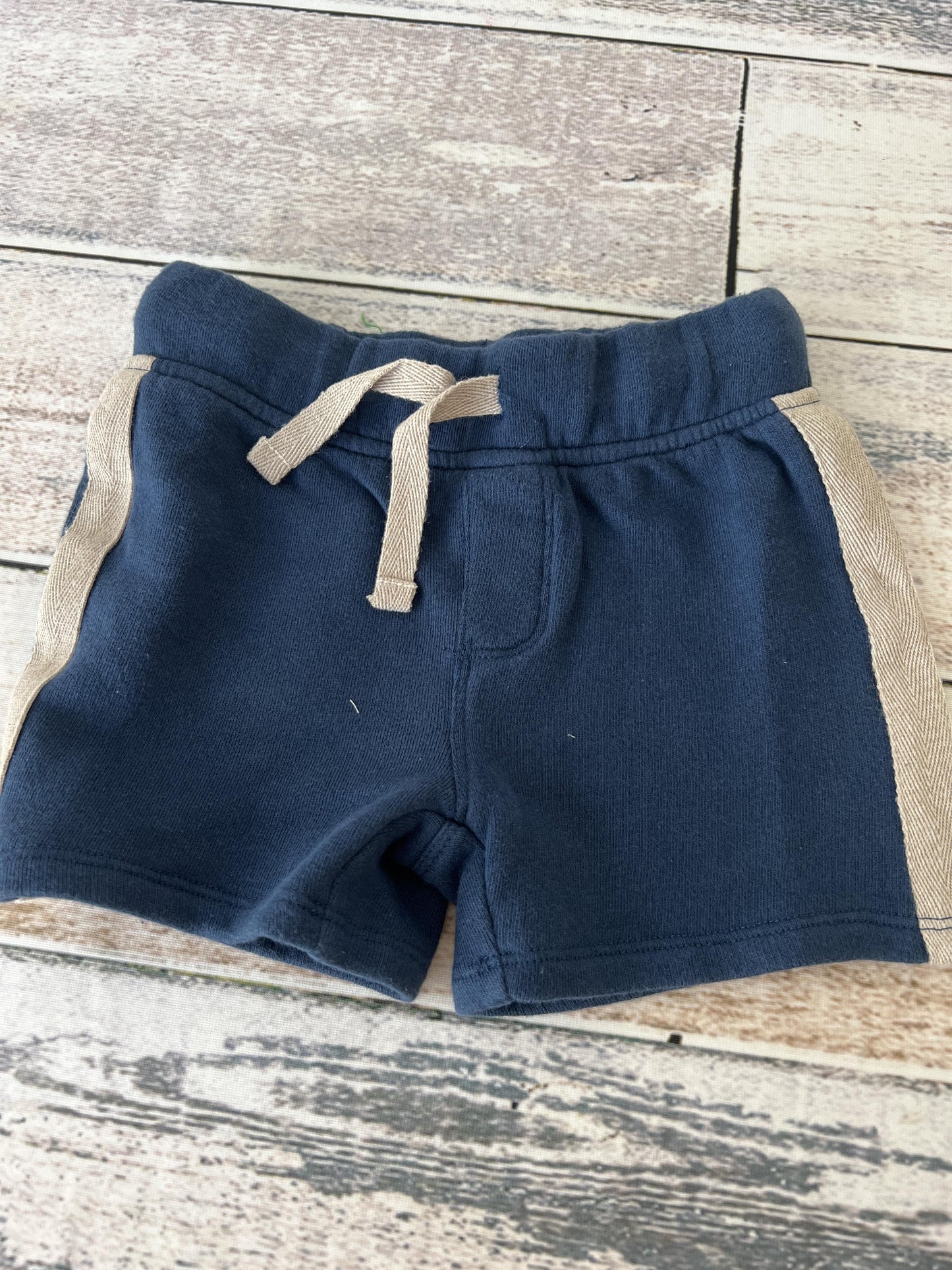 Tucker + Tate Boys Navy Blue | Beige Shorts Size: 12 months Navy Blue | Beige