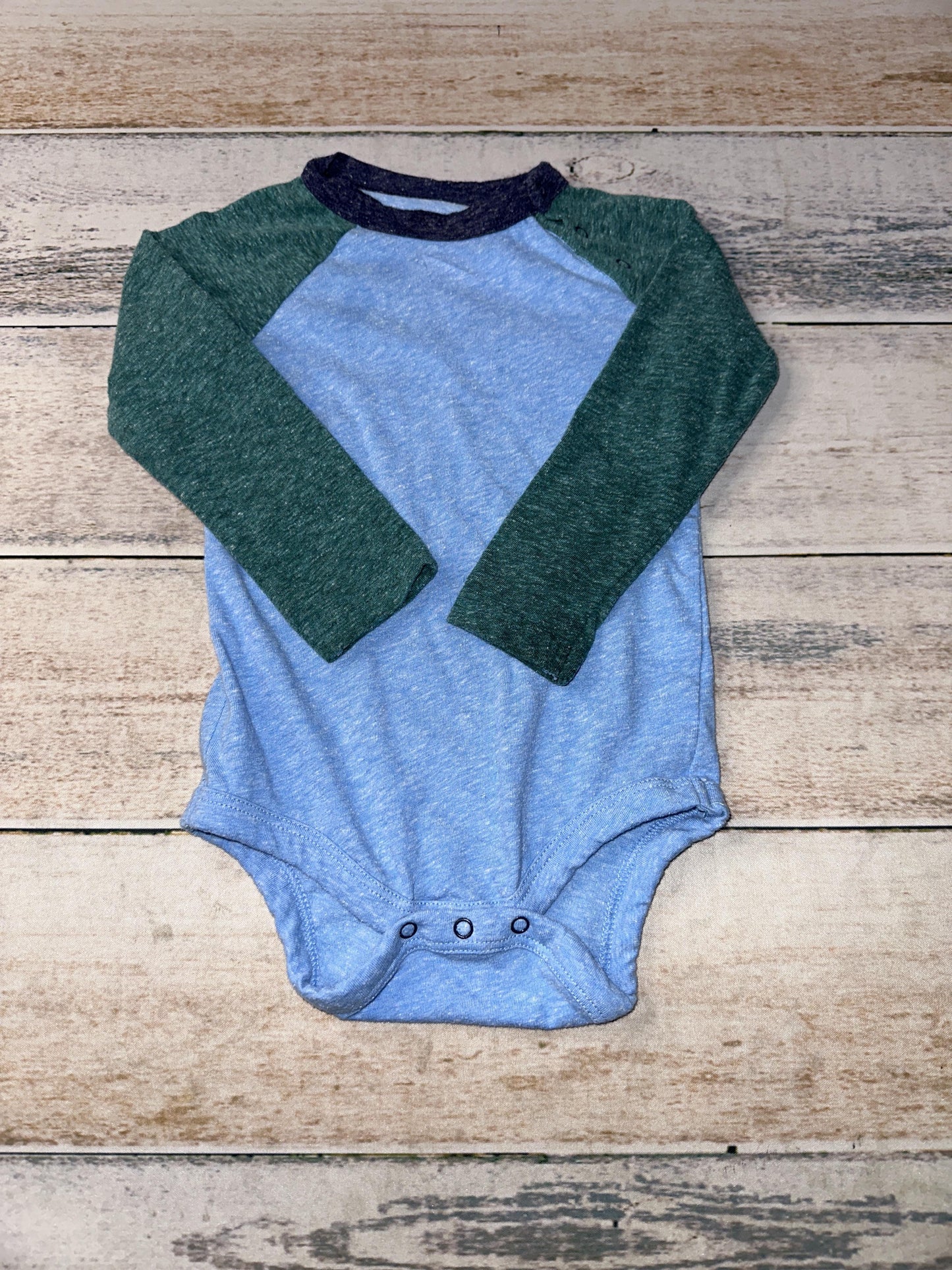 Primary Boys Navy Blue | Blue | Forest Green Onesie Size: 12-18 months Navy Blue | Blue | Forest Green