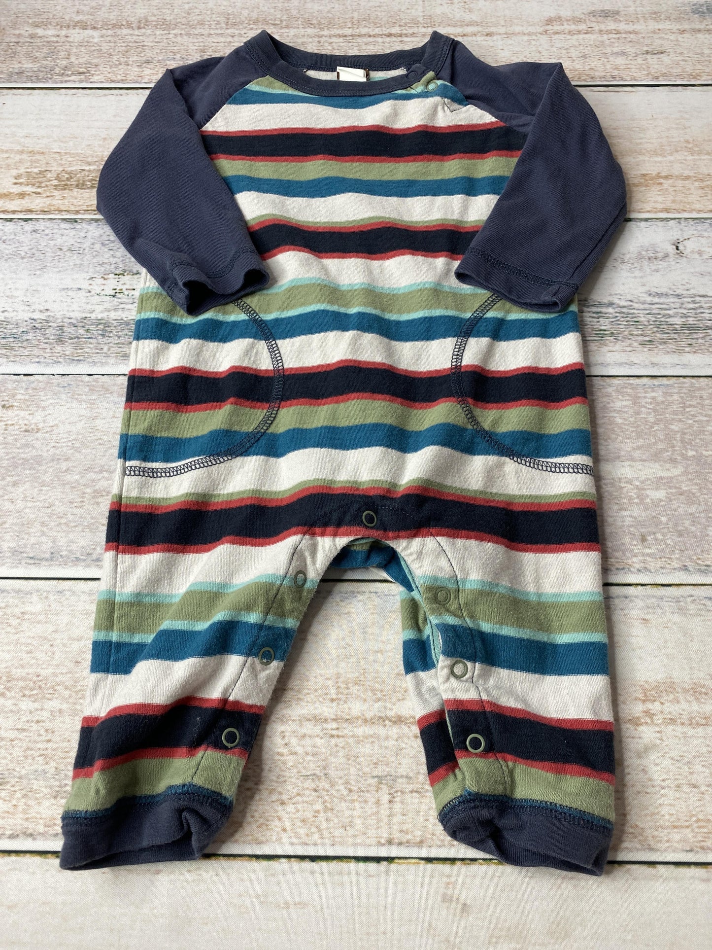 Tea Boys Navy Blue | Forest Green | Wool White | Black | Striped Long Sleeve Outfit Size: 6-9 months Navy Blue | Forest Green | Wool White | Black | Striped