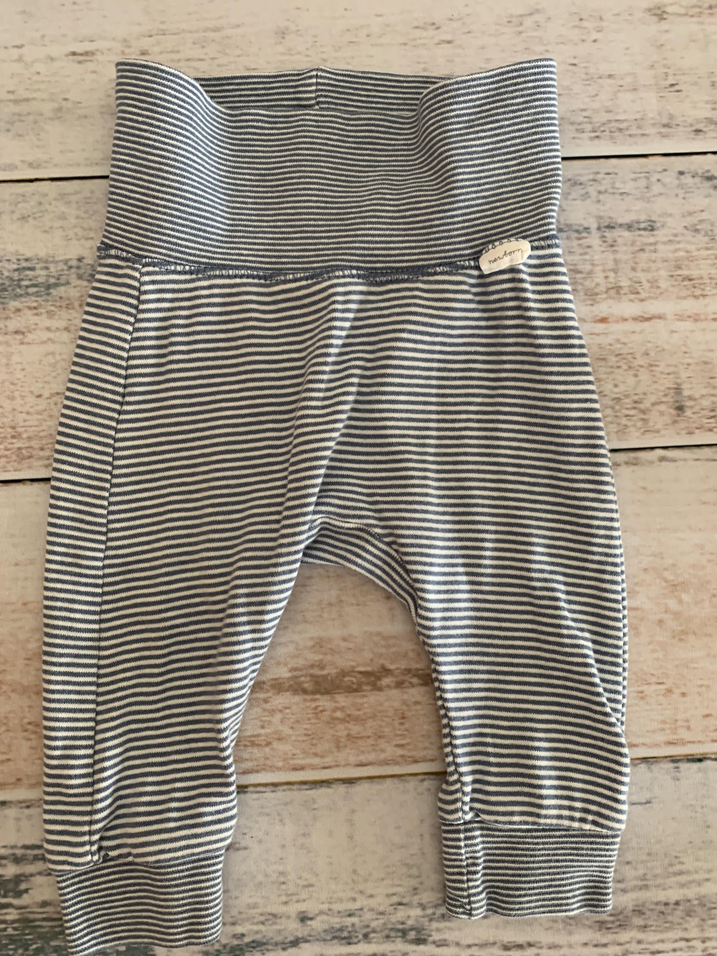 H&M Boys Navy Blue | Stripe | White Pants Size: 3 months Navy Blue | Stripe | White