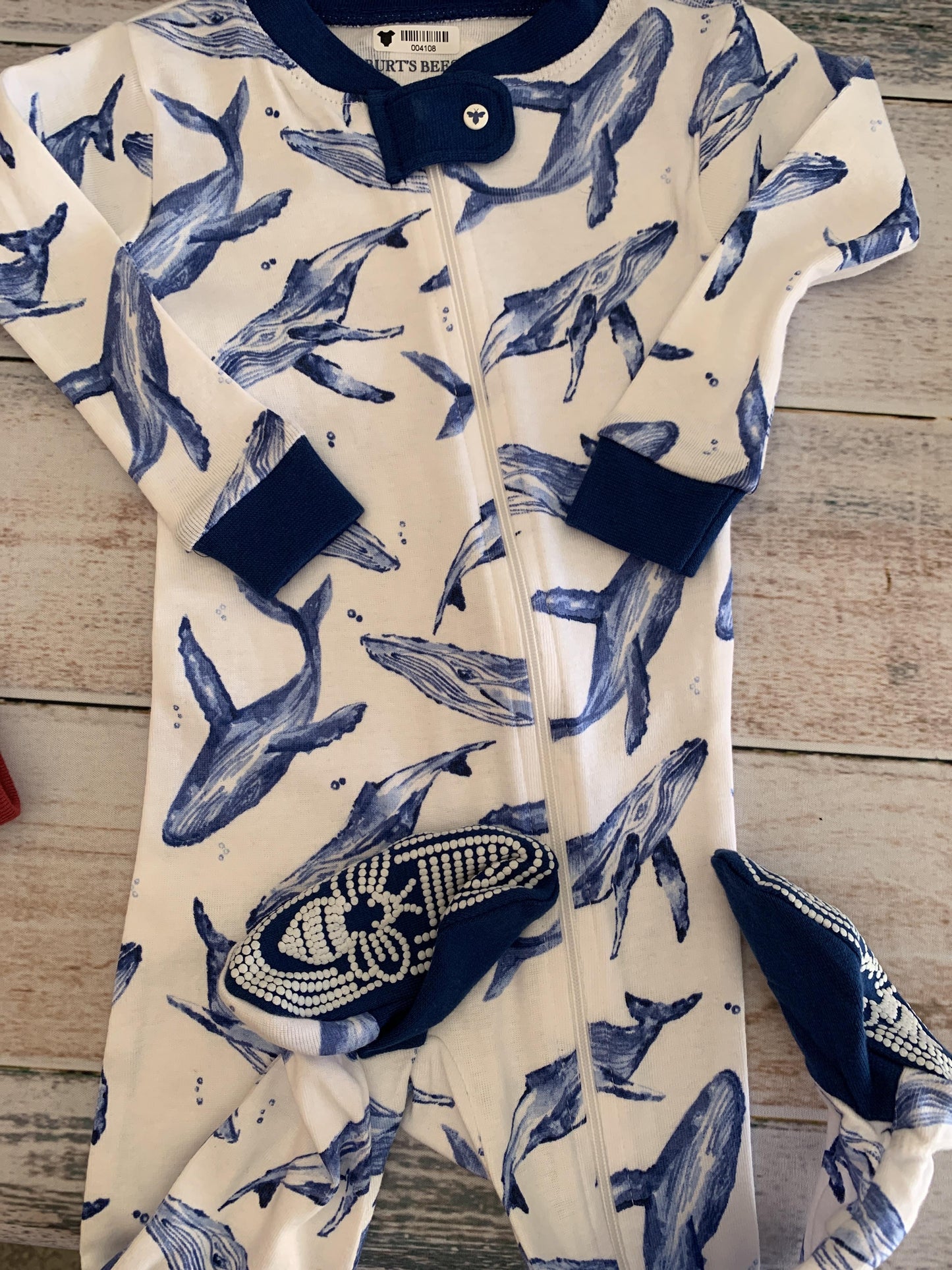 Burt's Bees Boys Navy Blue | whales Pajamas Size: 6-9 months Navy Blue | whales