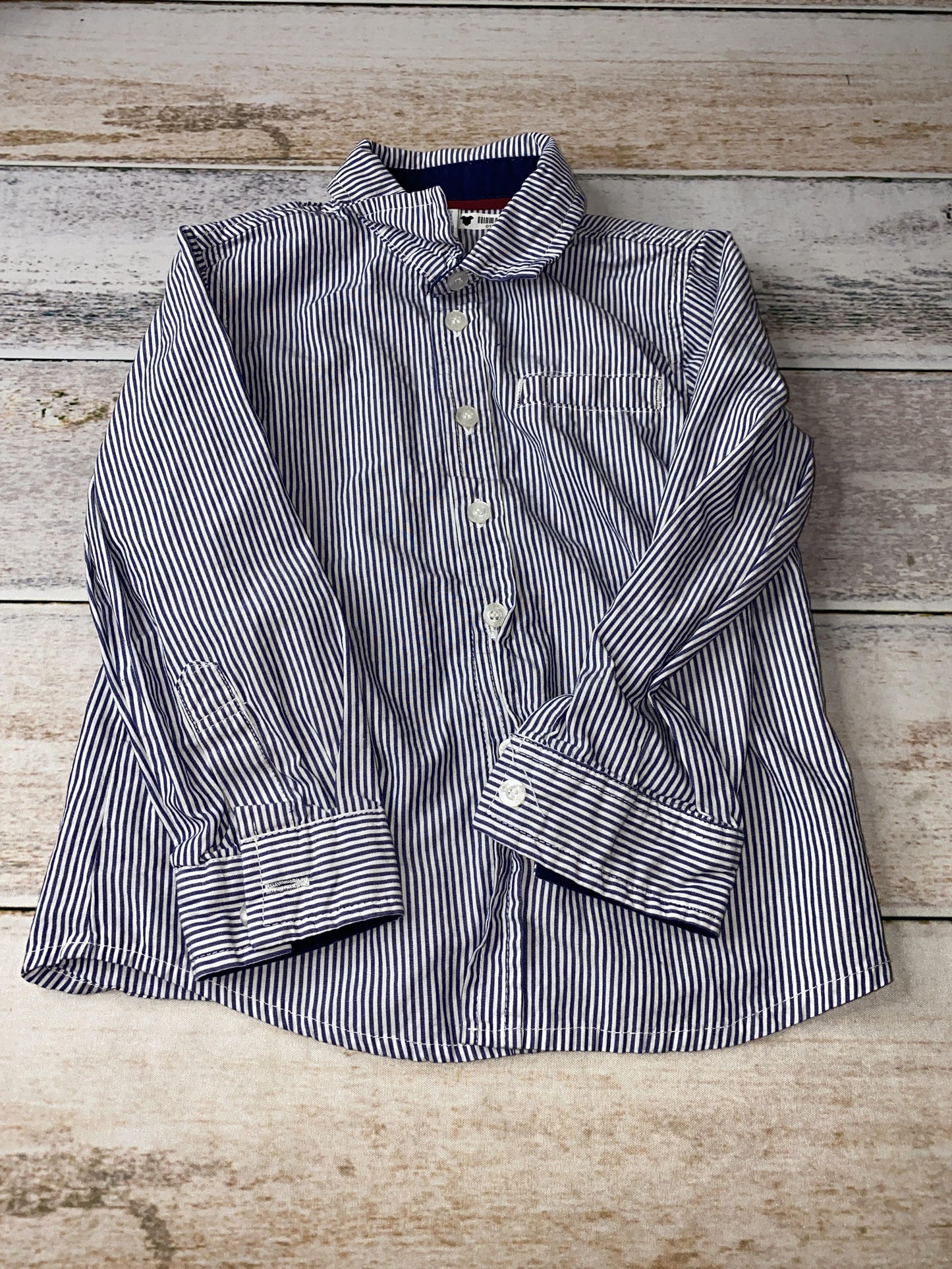 Boys Navy Blue | White | Striped Button Down Short Sleeve Size: 24 months Navy Blue | White | Striped