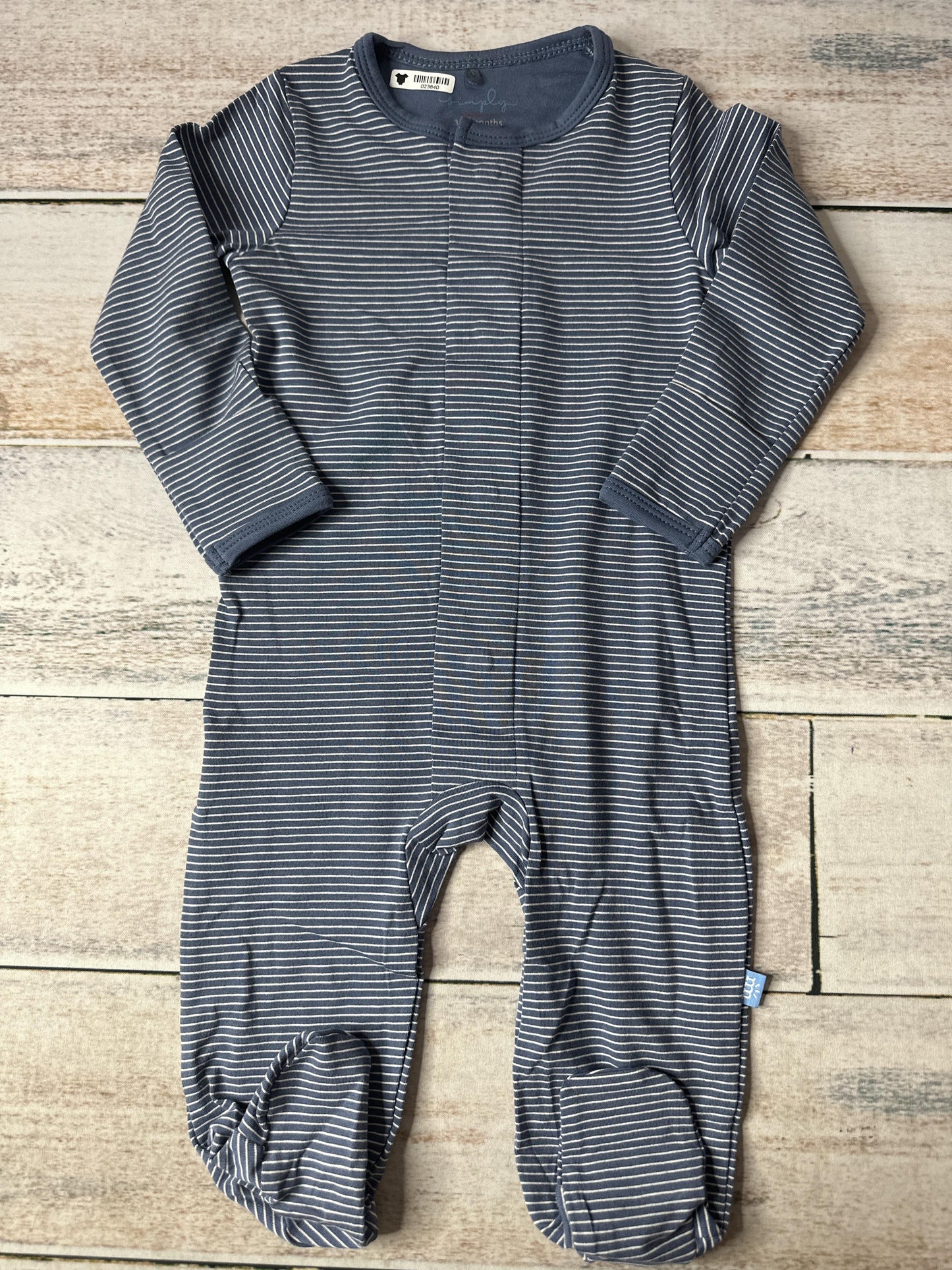 Simply Magnetic Me Boys Navy Blue | White Pajamas Size: 3-6 months Navy Blue | White