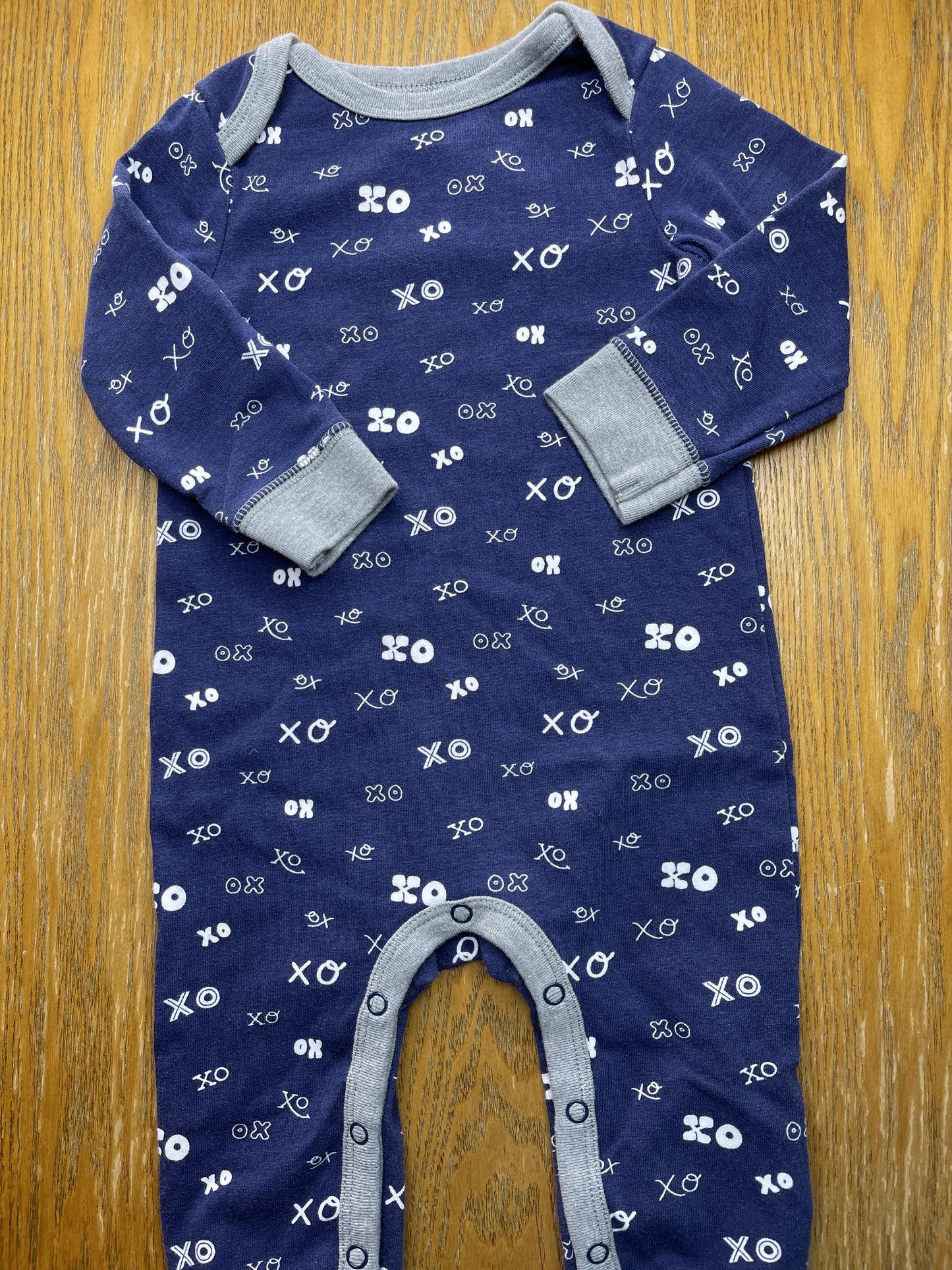 Cat & Jack Boys Navy Blue | White Long Sleeve Outfit Size: 6-9 months Navy Blue | White