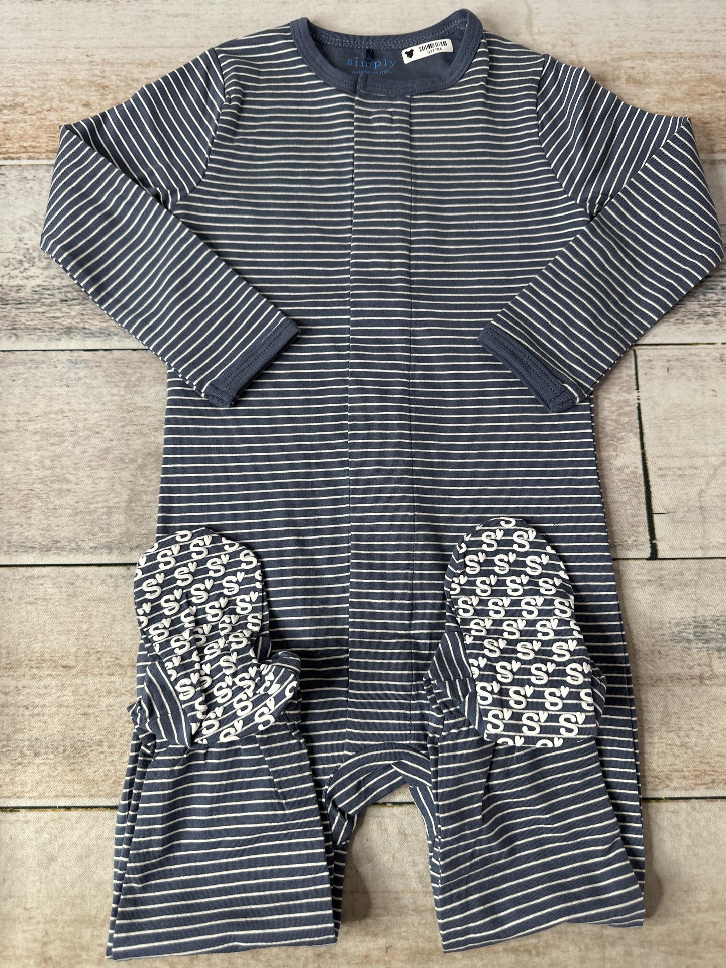 Magnetic Me Unisex Navy Blue | White Pajamas Size: 12-18 months Navy Blue | White
