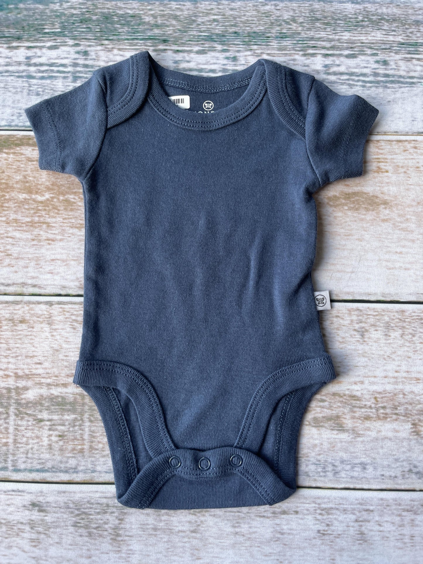 Honest Co Unisex Navy Blue Onesie Size: Preemie Navy Blue