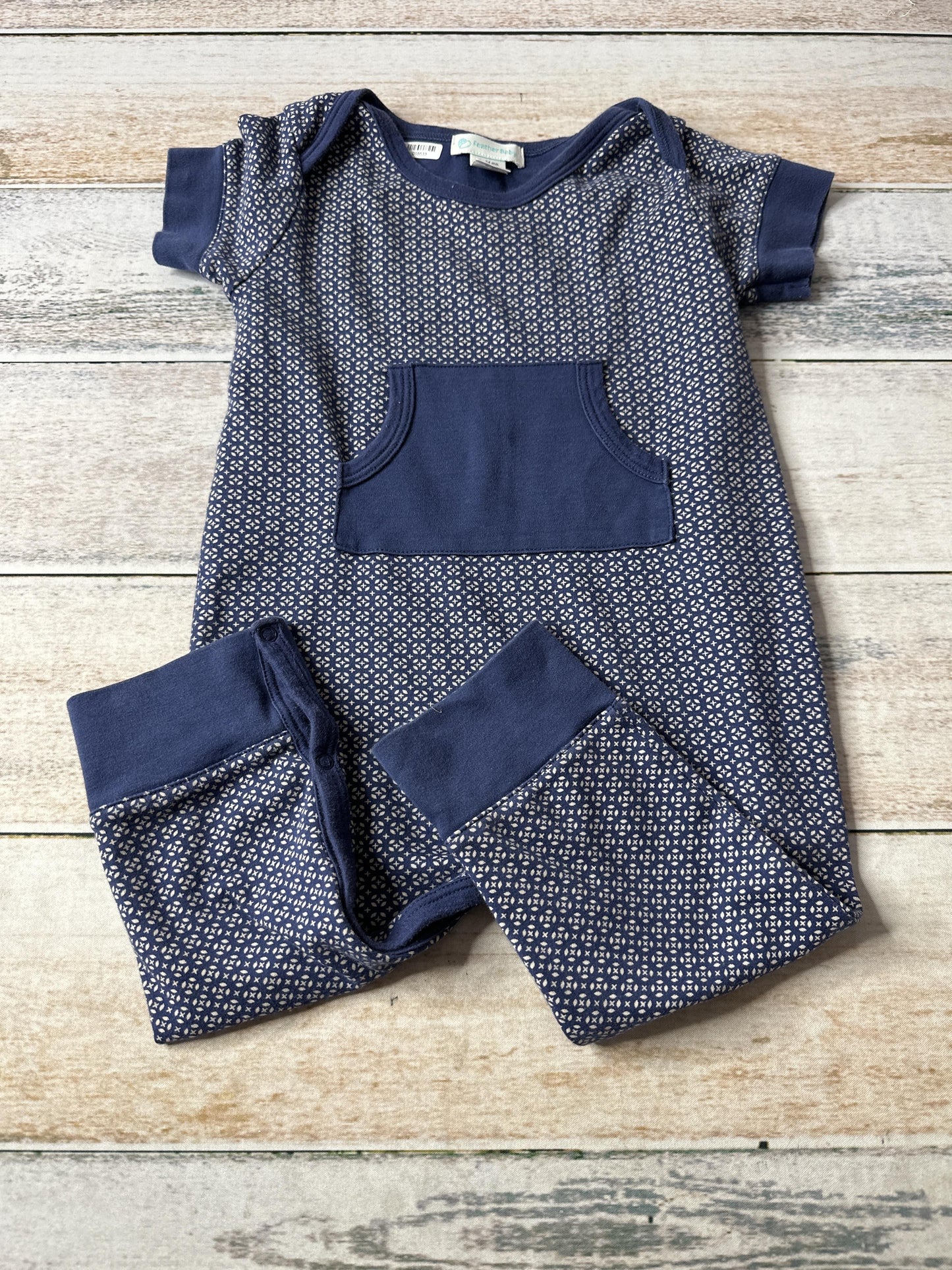 Feather Baby Boys Navy Blue Long Sleeve Outfit Size: 18-24 months Navy Blue