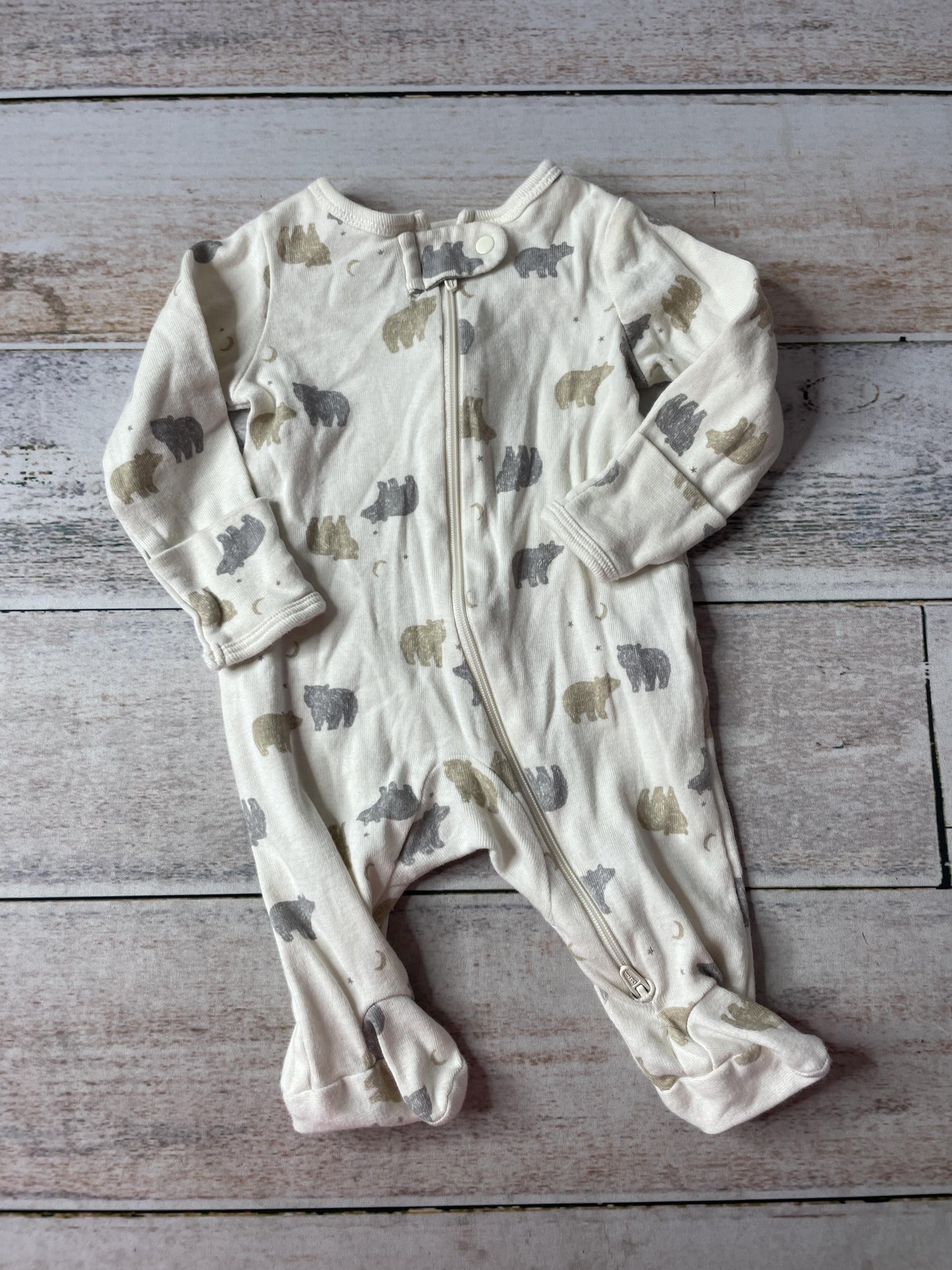 Unisex Pajamas Size: Newborn