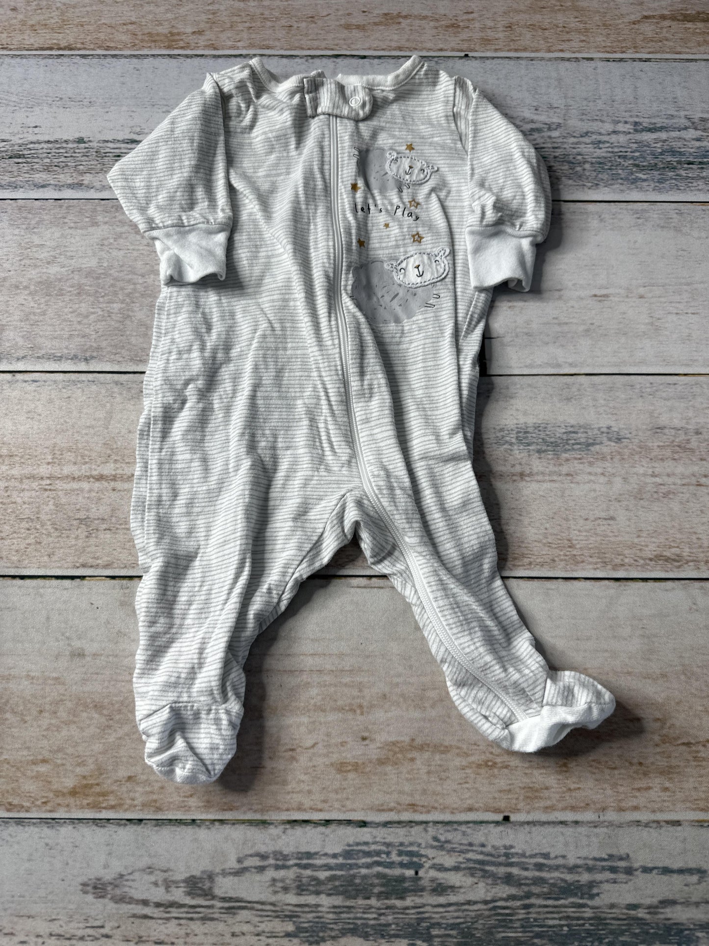 Unisex Pajamas Size: Newborn