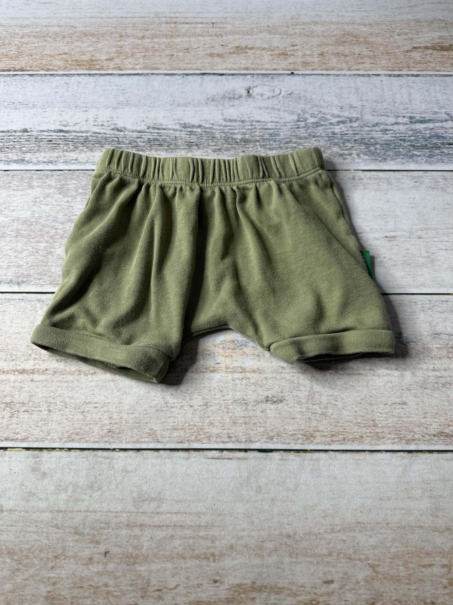 Parade Unisex Olive Shorts Size: 6-12 months Olive