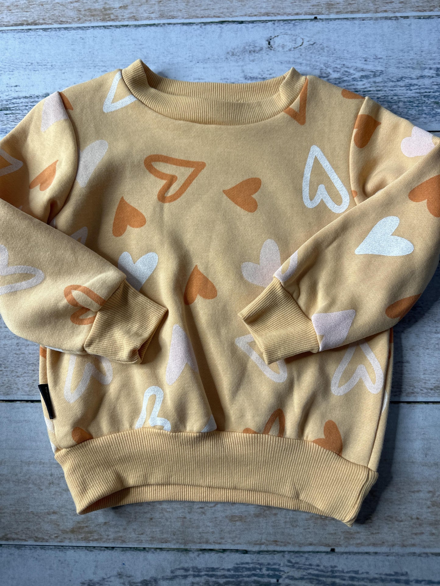 Dot Girls orange | White | Hearts Sweater Size: 2T orange | White | Hearts