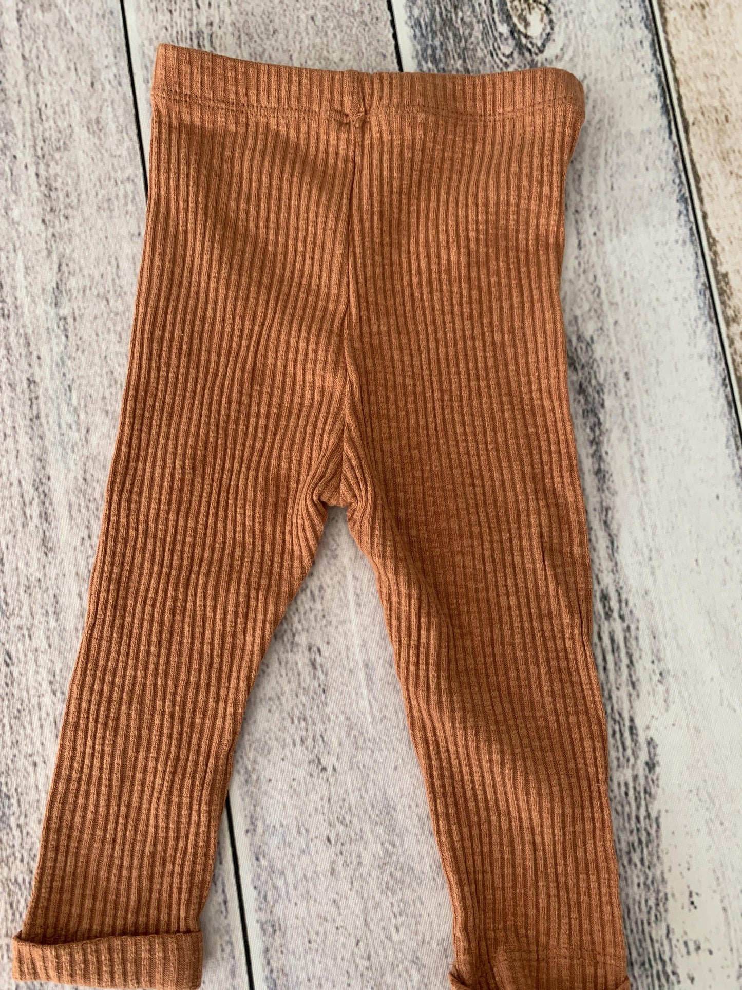 Hi Bye Unisex orange Pajamas Size: 3-6 months orange
