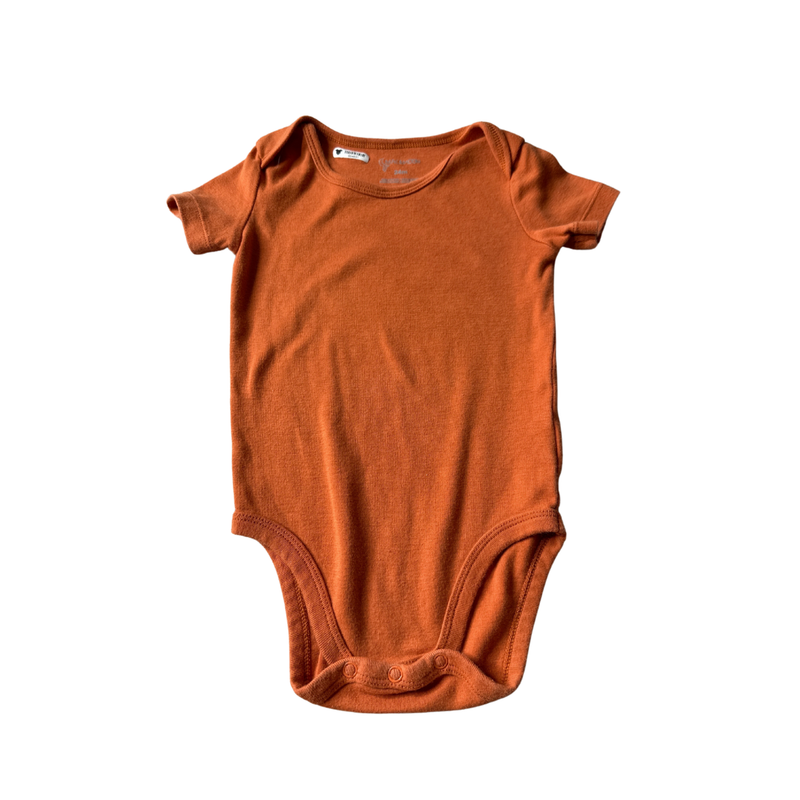 Mac & Moon Boys orange Onesie Size: 18-24 months orange