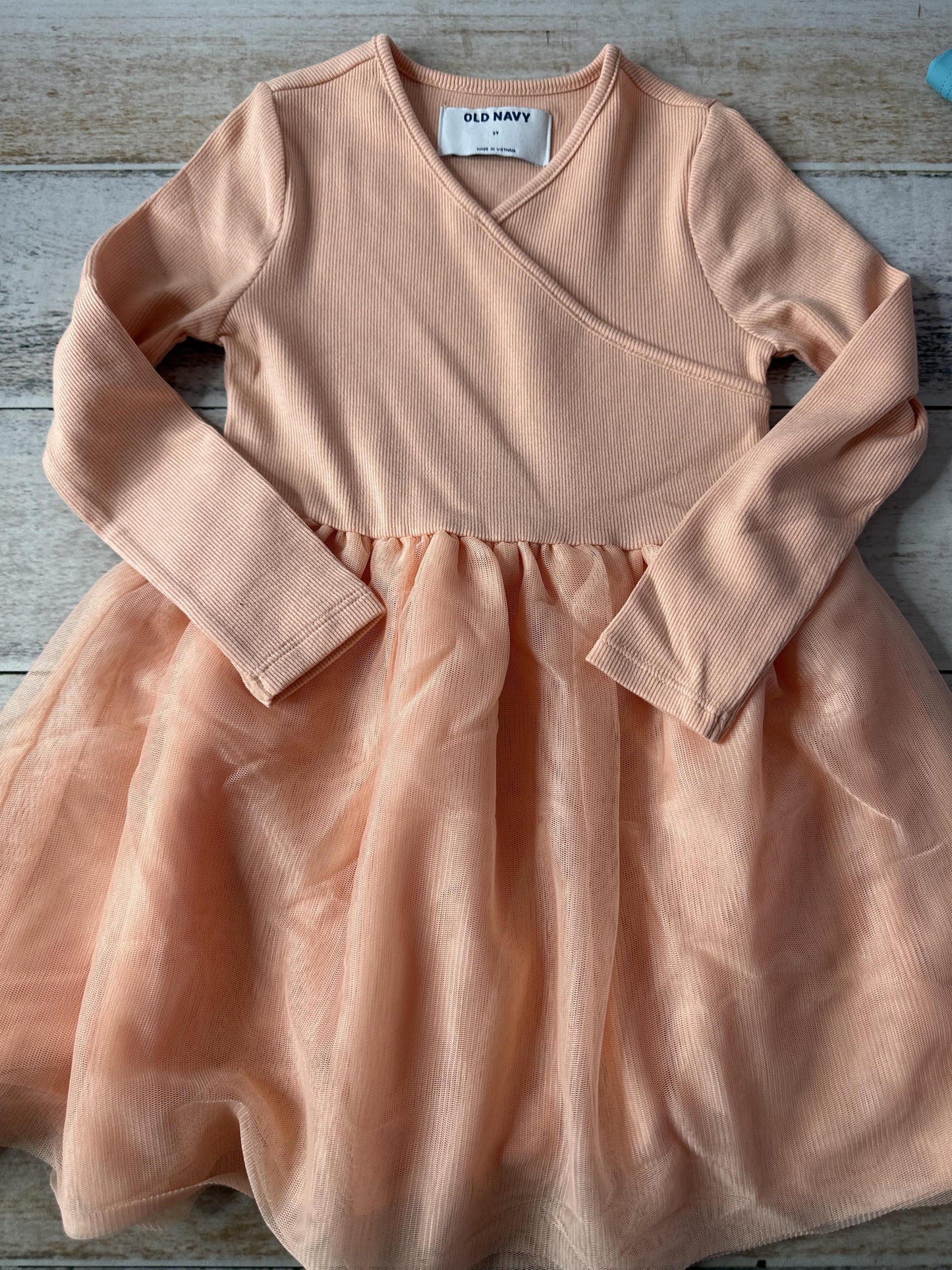 Old Navy Girls Peach Dress Size: 3T Peach