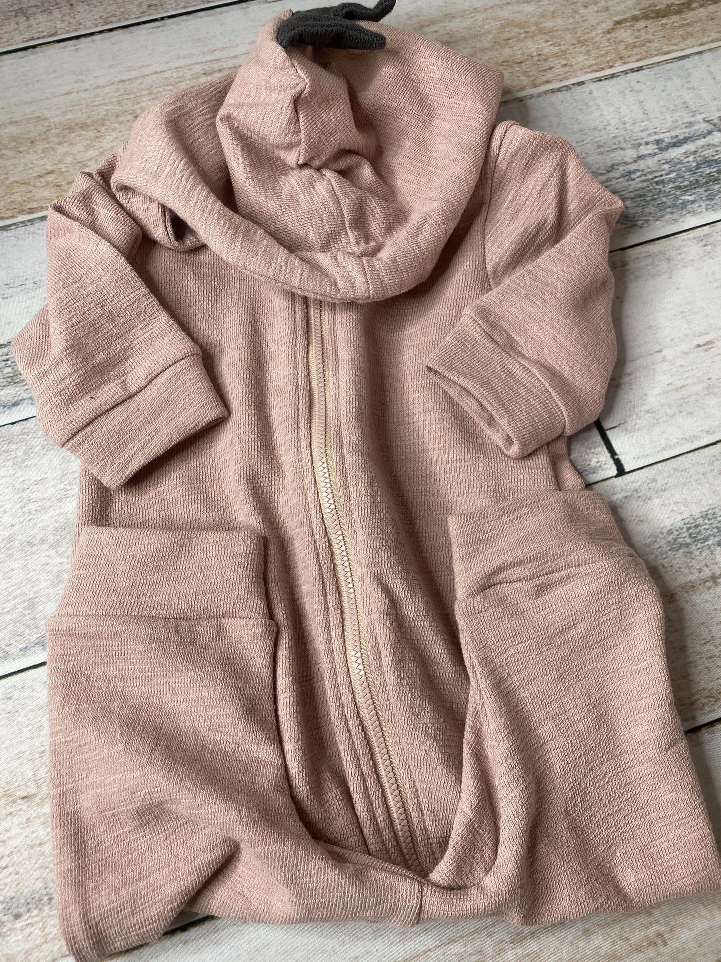 Monbebe Girls pink | Dinosaur Long Sleeve Outfit Size: 6 months pink | Dinosaur