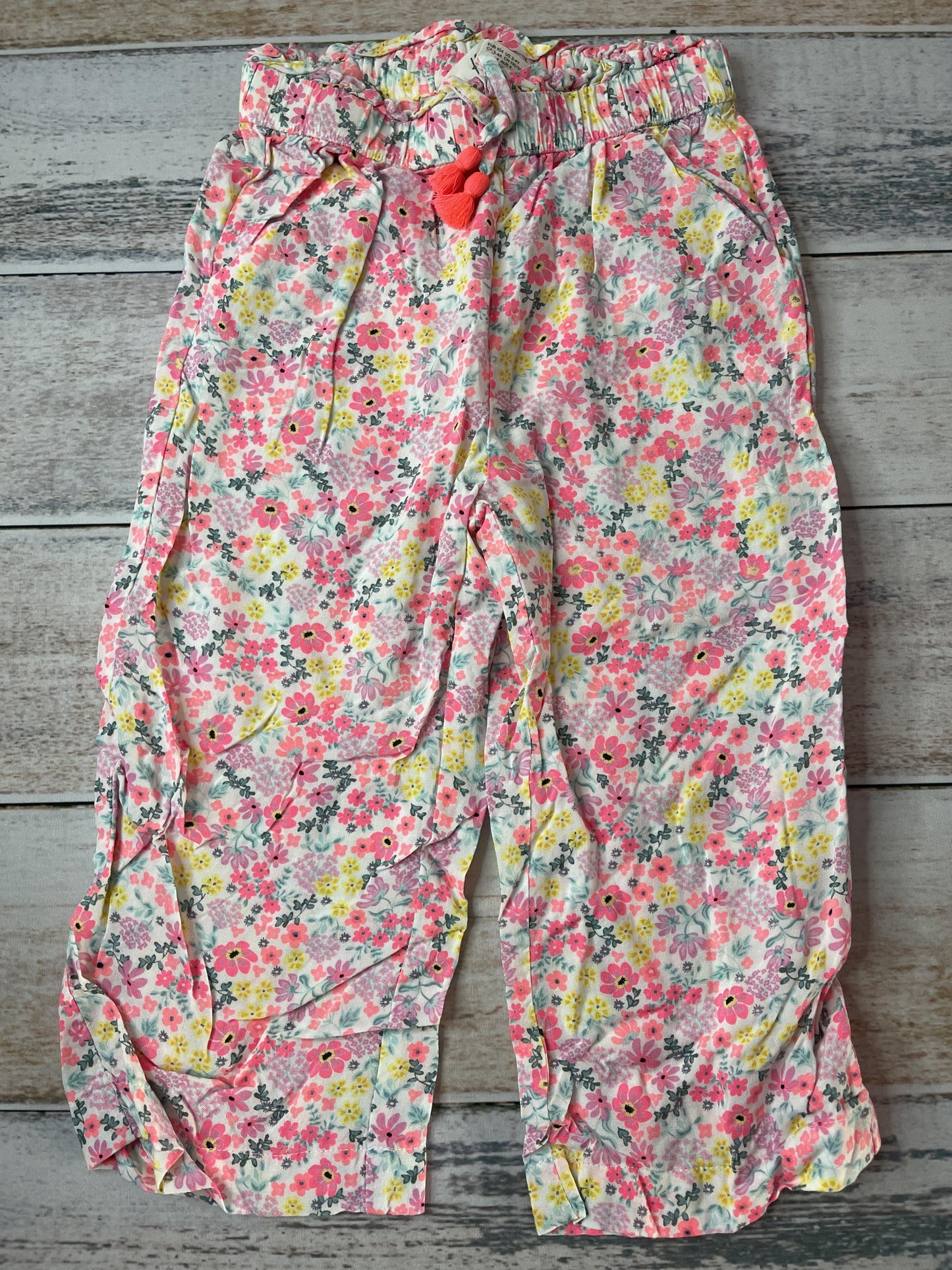 H&M Girls Pink floral Pants Size: 3T Pink floral