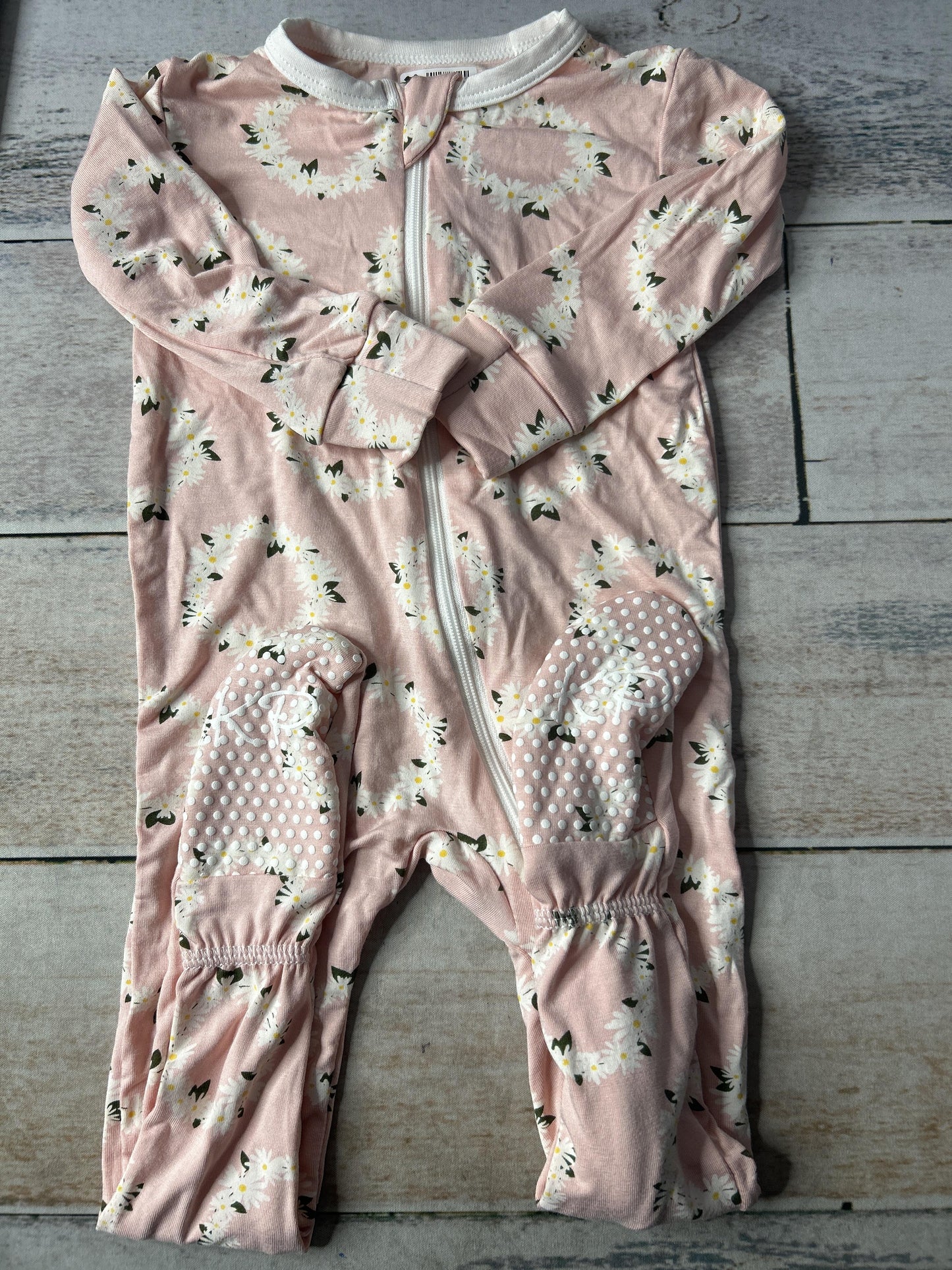 KicKee Pants Girls Pink floral Pajamas Size: 9-12 Months Pink floral