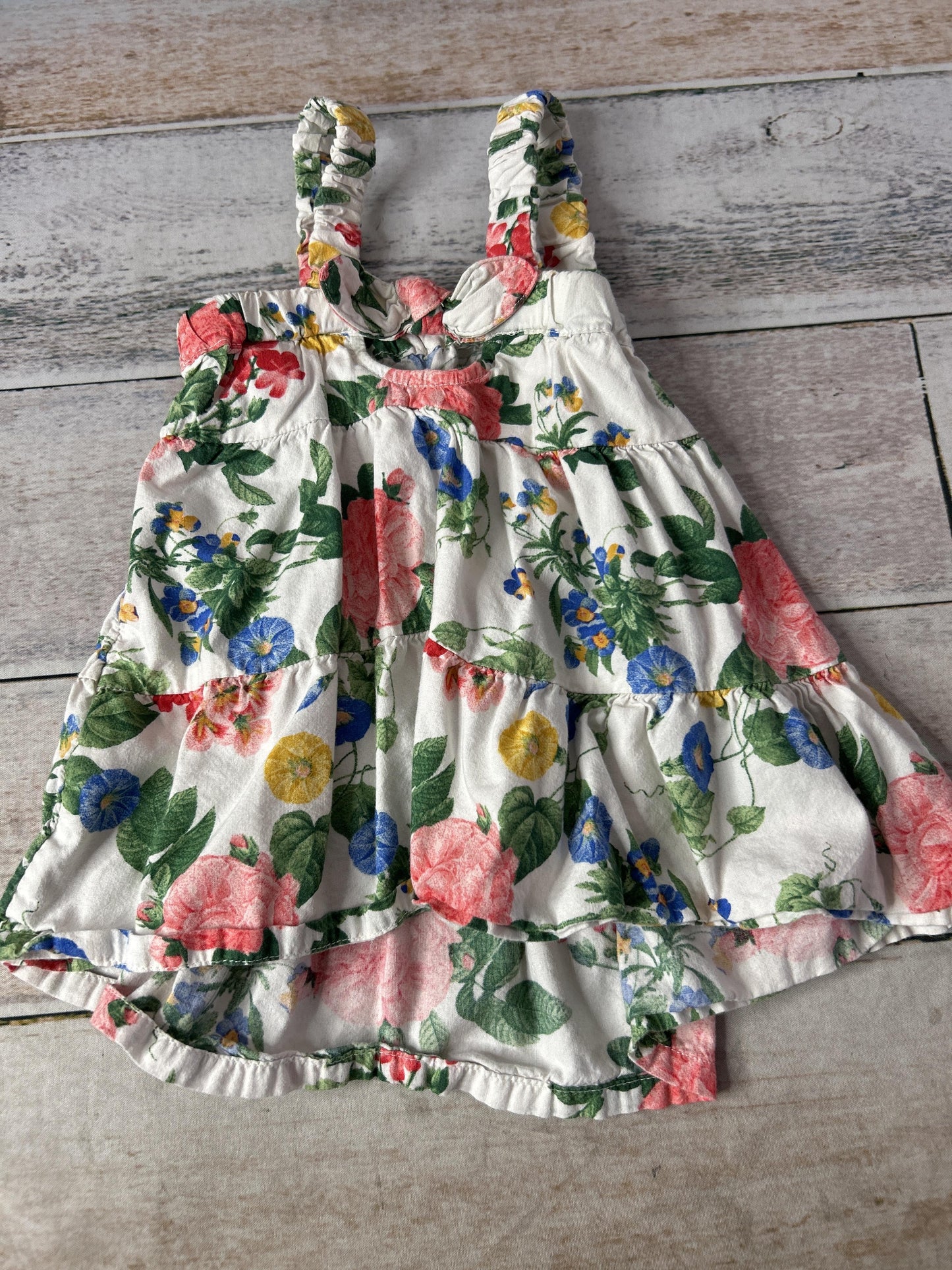 Girls Pink floral Dress Size: 3-6 months Pink floral