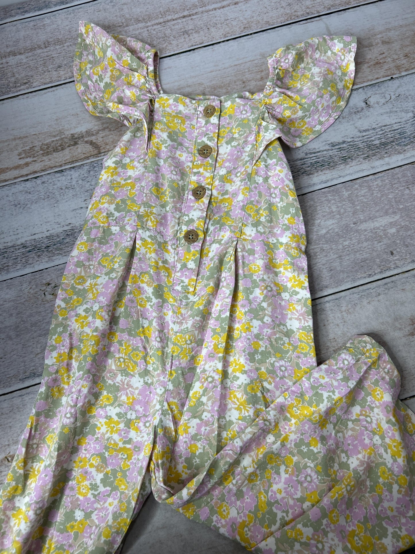 Unisex Pink floral Romper Size: 4T Pink floral