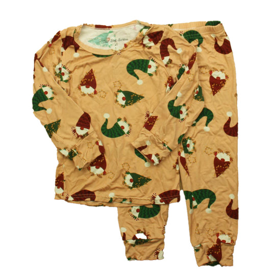 Little Bird Bamboo Girls Pink Gnomes 2-piece Pajamas Size: 4T Pink Gnomes