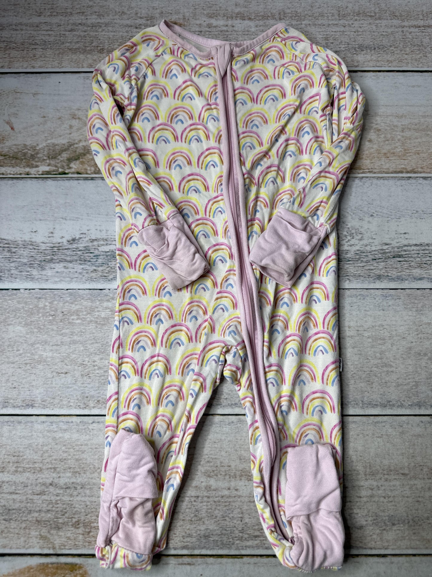 Little Sleepies Girls pink | Rainbow Pajamas Size: 6-12 months pink | Rainbow