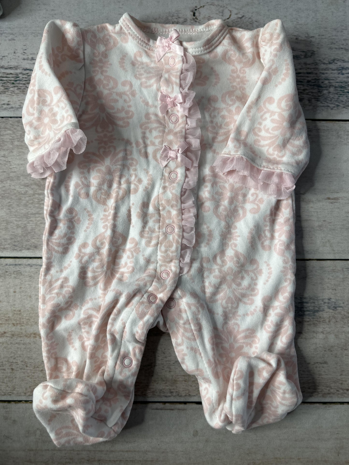 Little Me Unisex pink | White Pajamas Size: Preemie pink | White