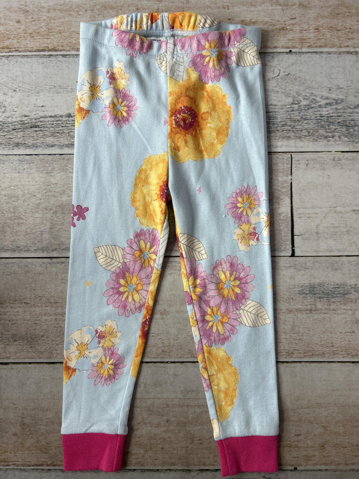 Burt's Bees Girls pink | Yellow | Flowers Pajamas Size: 2T pink | Yellow | Flowers