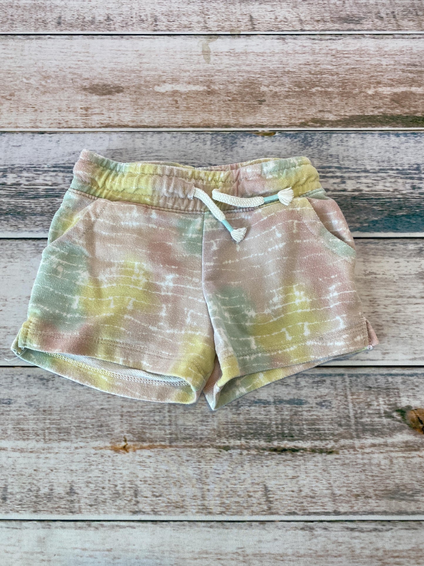 Cat & Jack Girls pink | Yellow Shorts Size: 5 pink | Yellow