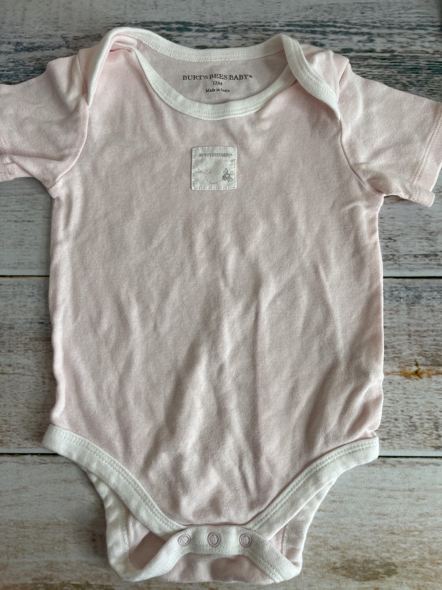 Burt's Bees Girls pink Onesie Size: 12 months pink