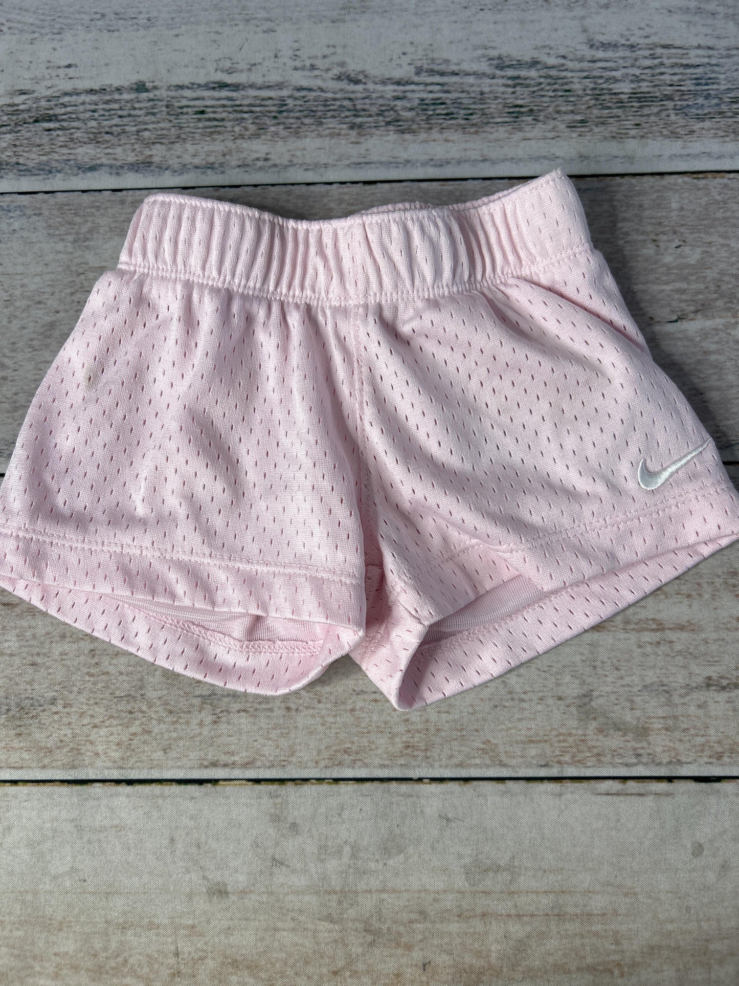Nike Girls pink Shorts Size: 9-12 Months pink