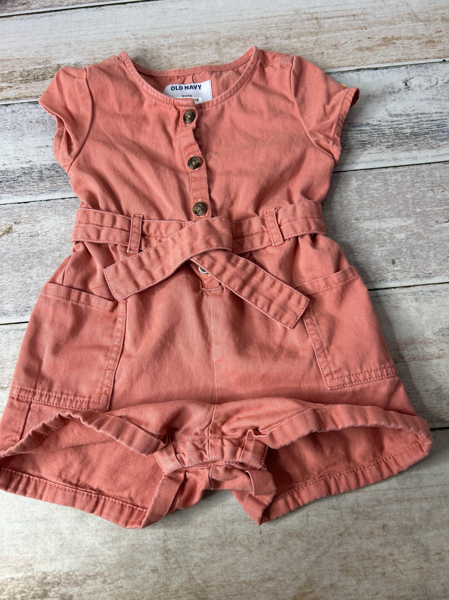 Girls pink Romper Size: 18-24 months pink