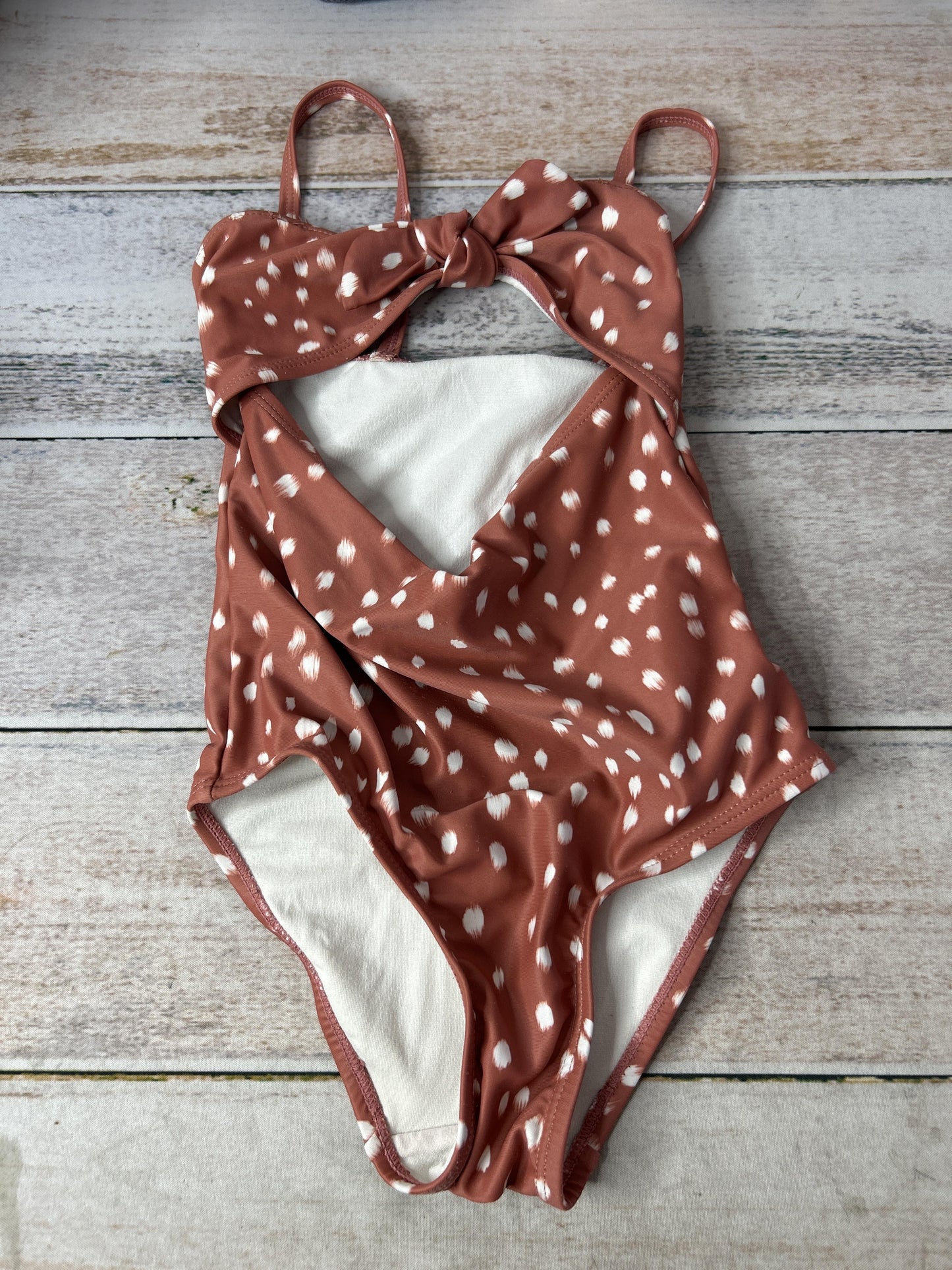 Girls polka dot Swimwear Size: 4T polka dot