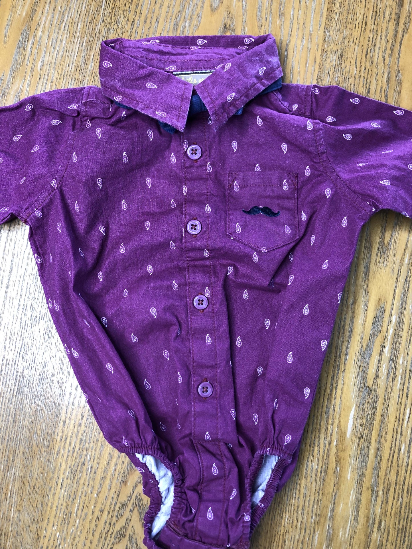 Little Gent Boys purple | White Onesie Size: 6-9 months purple | White
