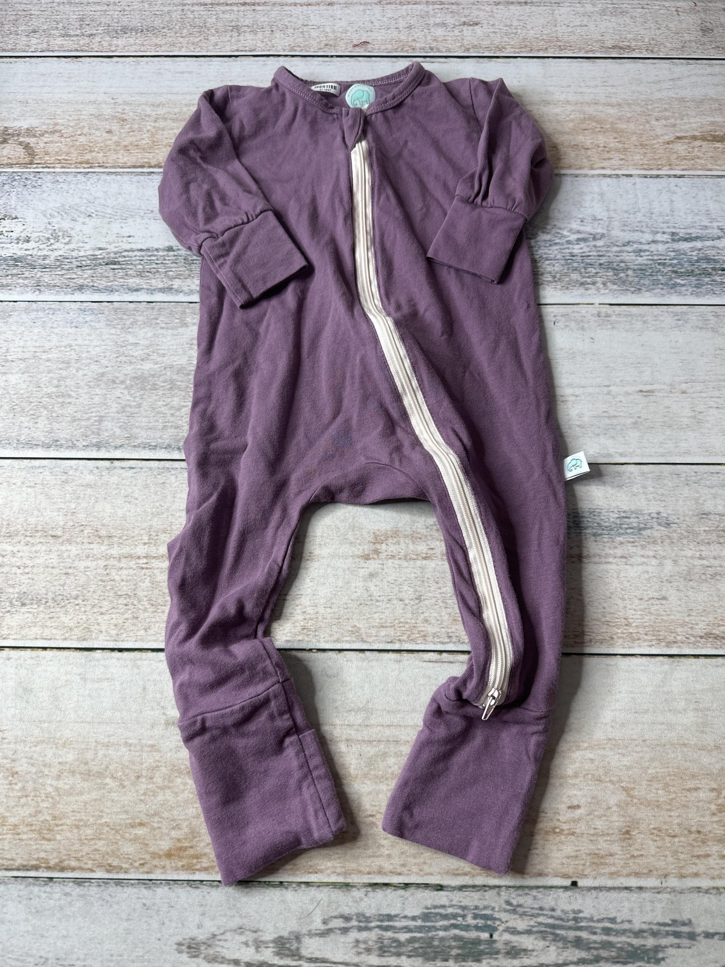Elephant Moon Unisex purple Pajamas Size: 6-12 months purple