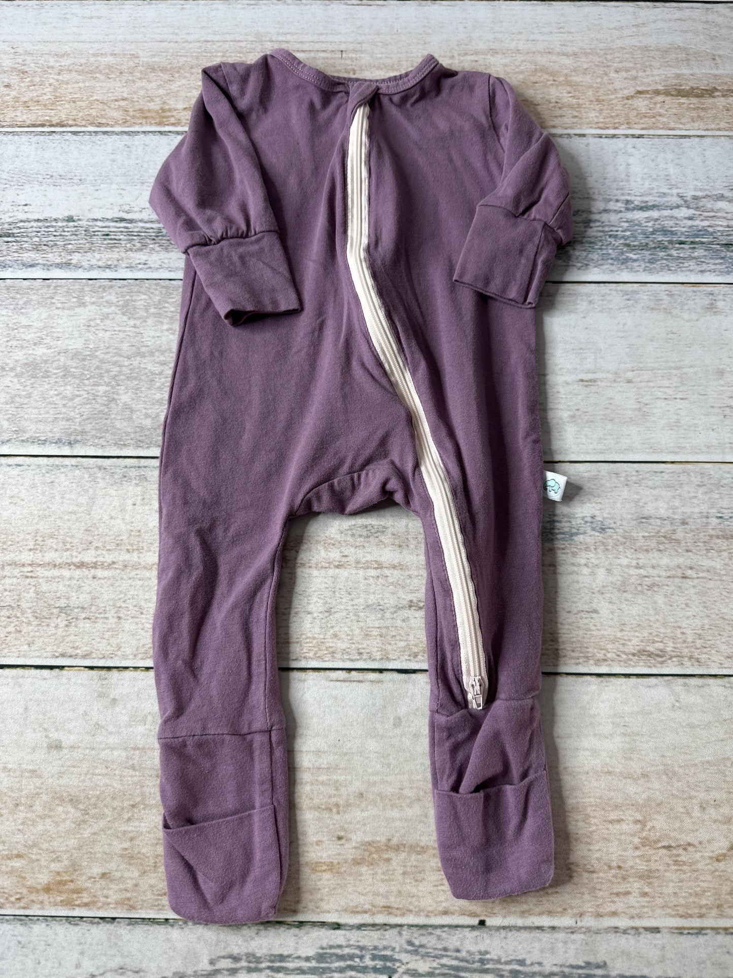Elephant Moon Girls purple Pajamas Size: 3-6 months purple