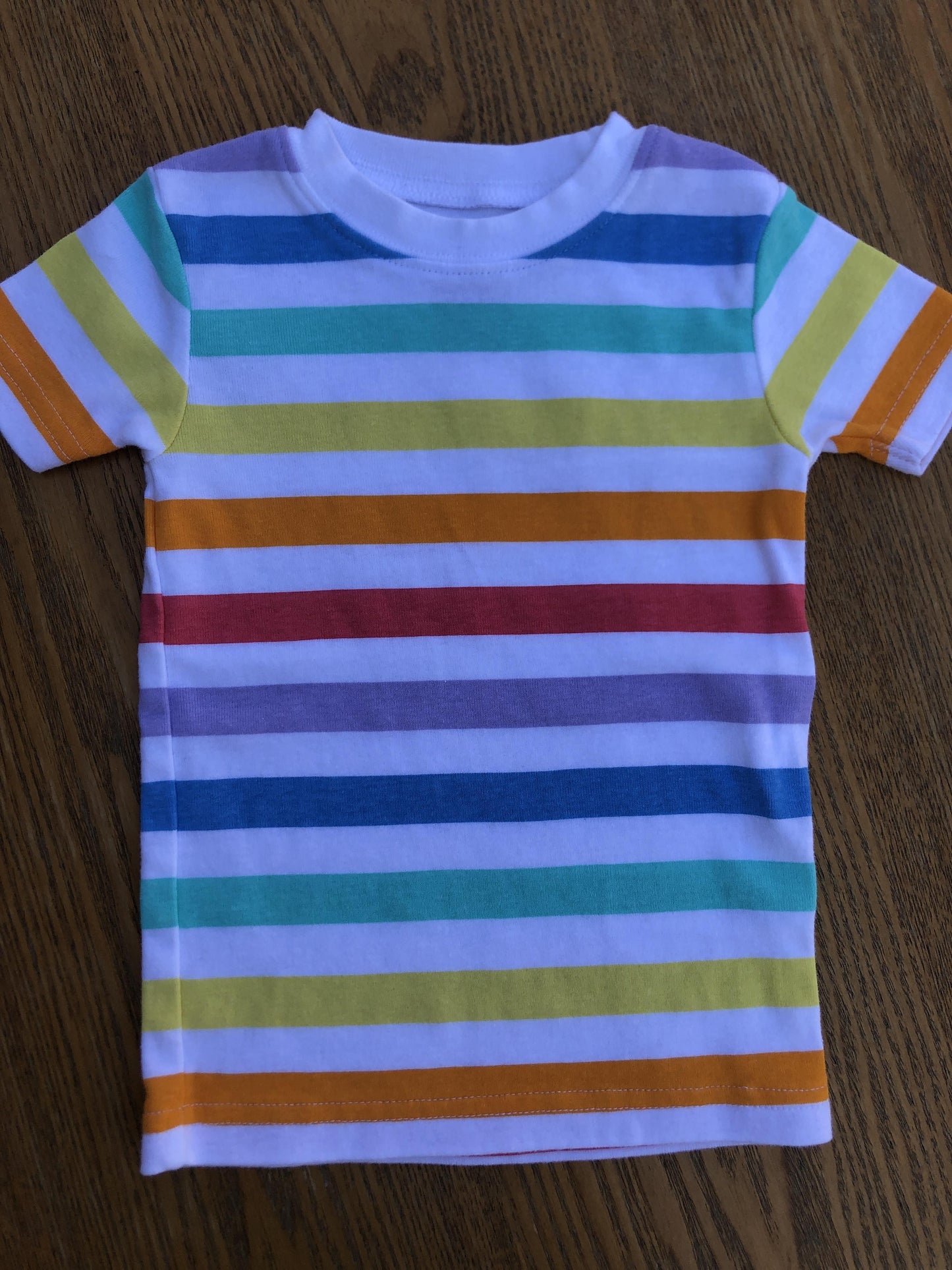 Carters Unisex Rainbow Pajamas Size: 12-18 months Rainbow